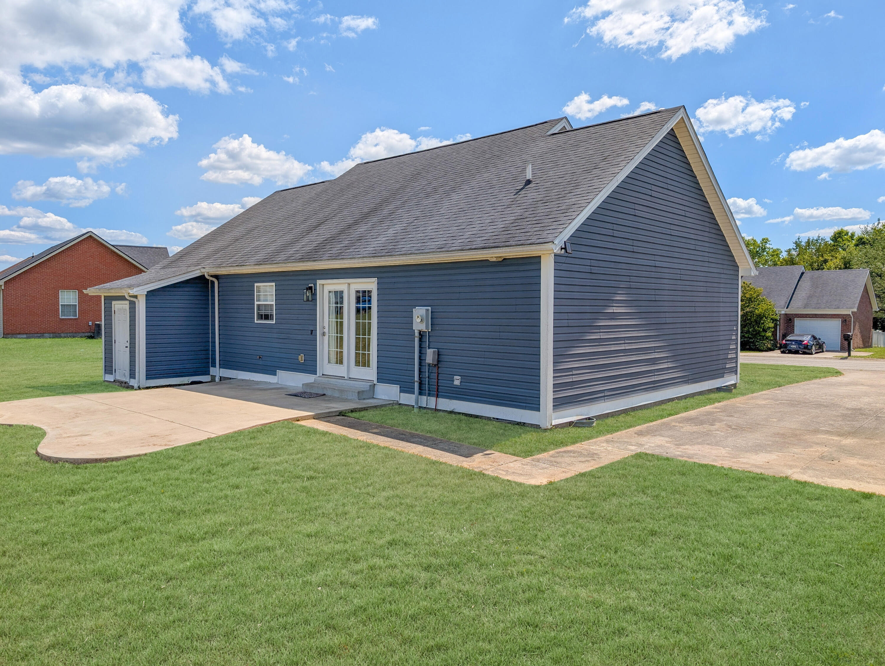 113 Azalea Avenue