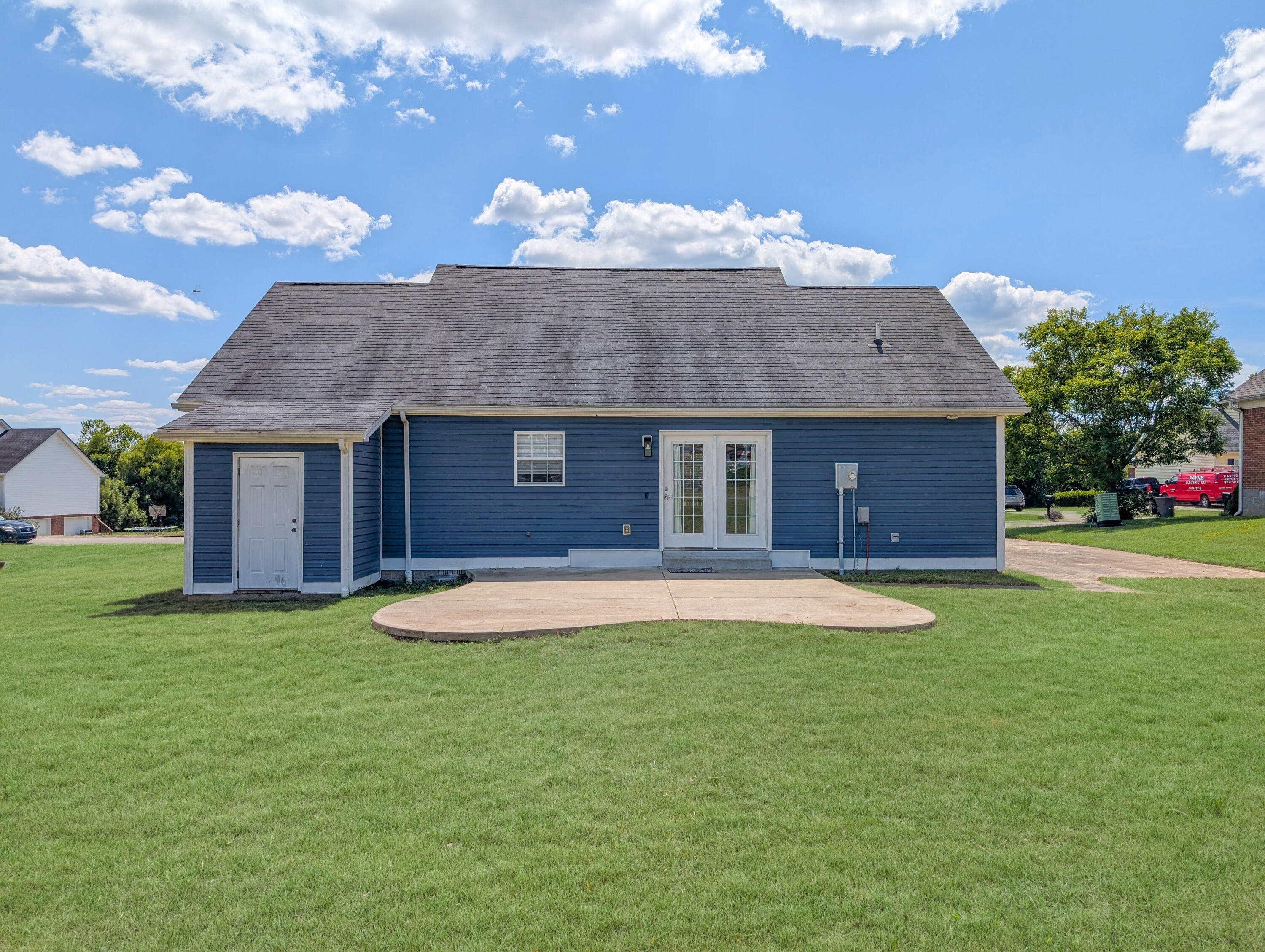 113 Azalea Avenue