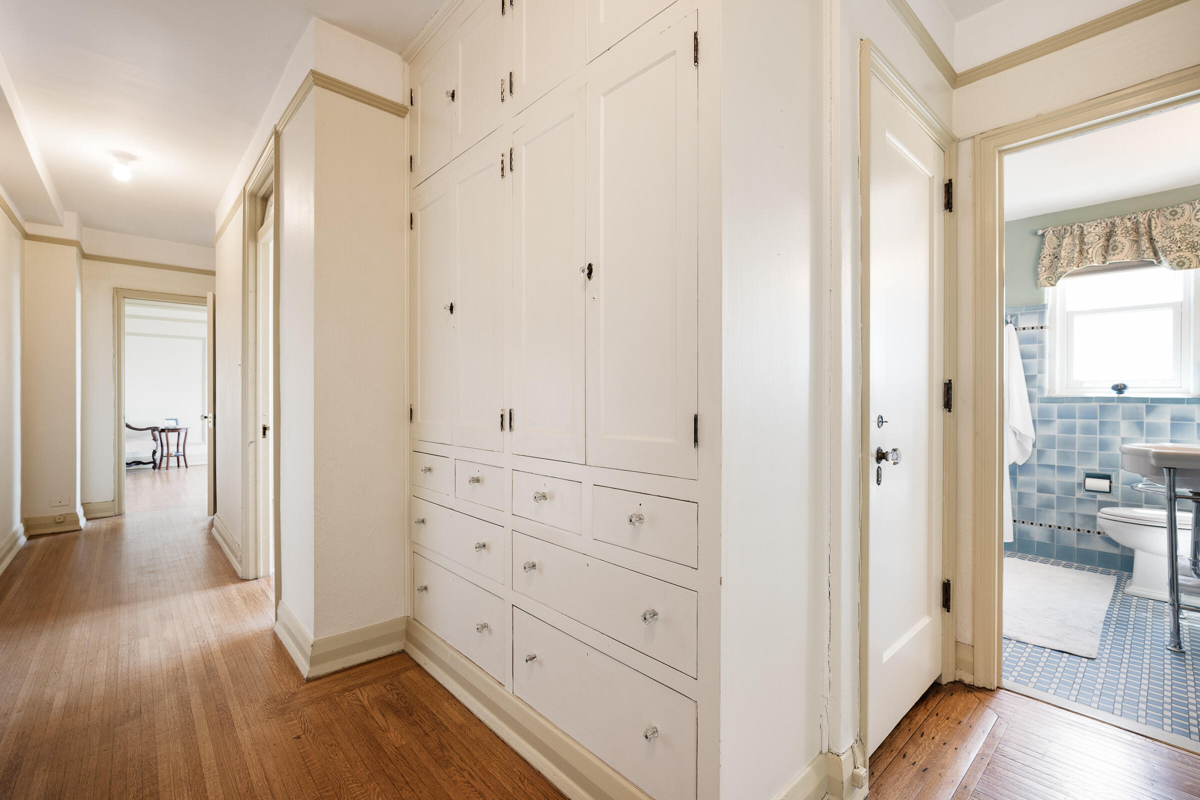 2140 Bonnycastle Avenue, 10E