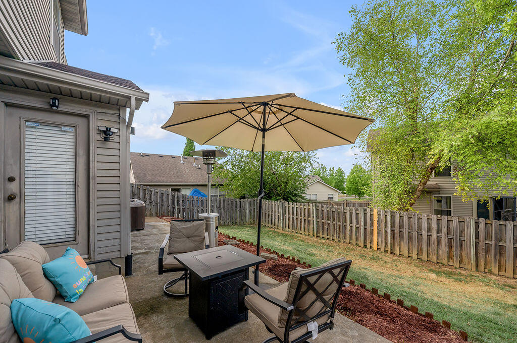 3005 Quaker Hill Lane