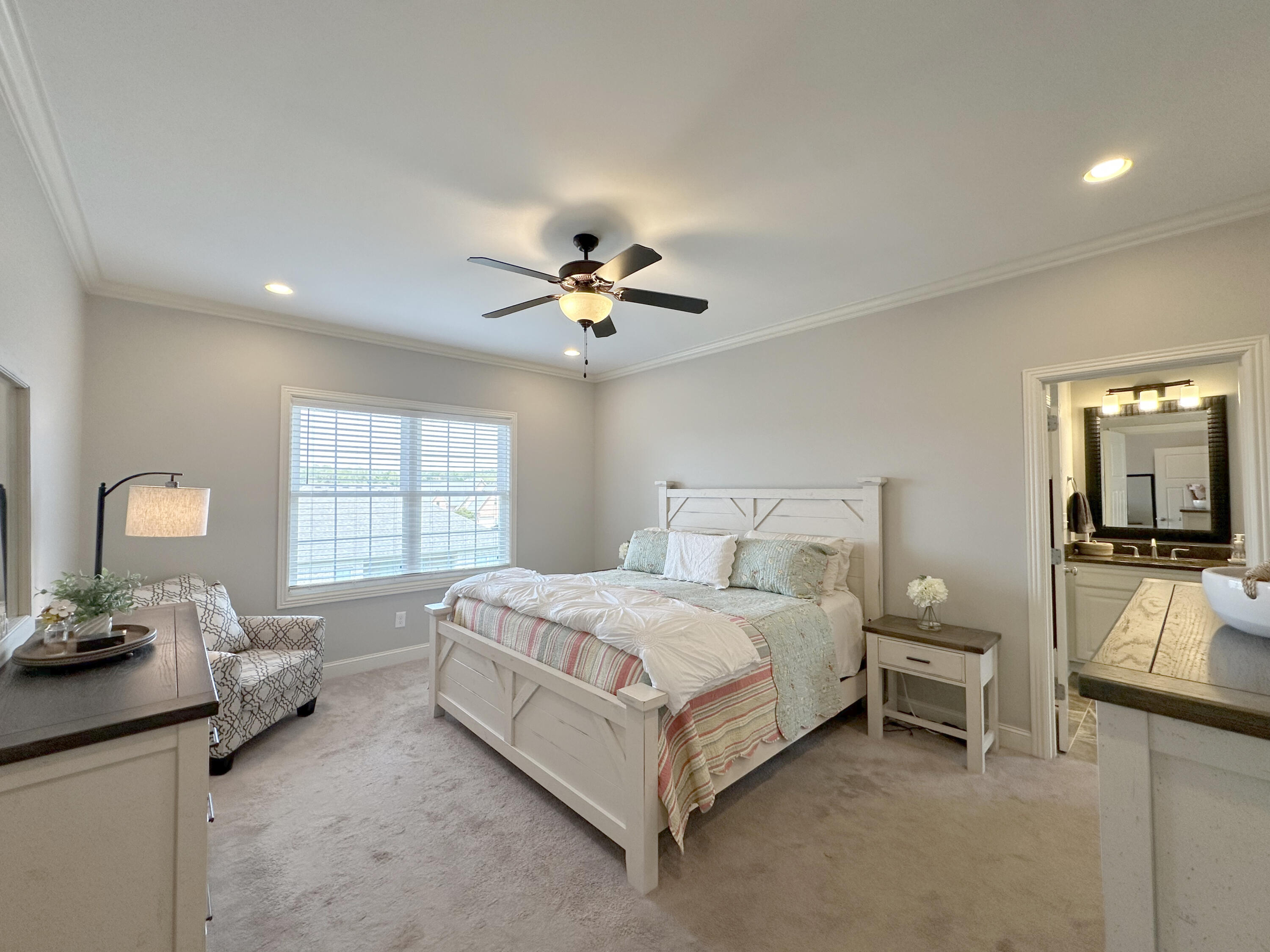 117 Dove Run Circle