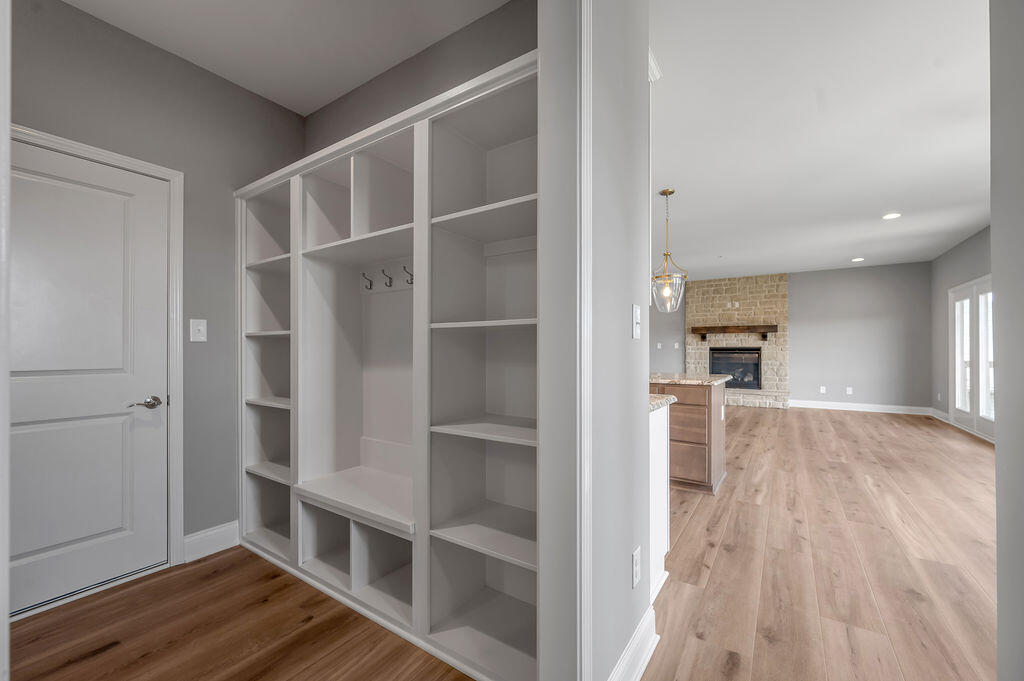 208 Waxwing Lane