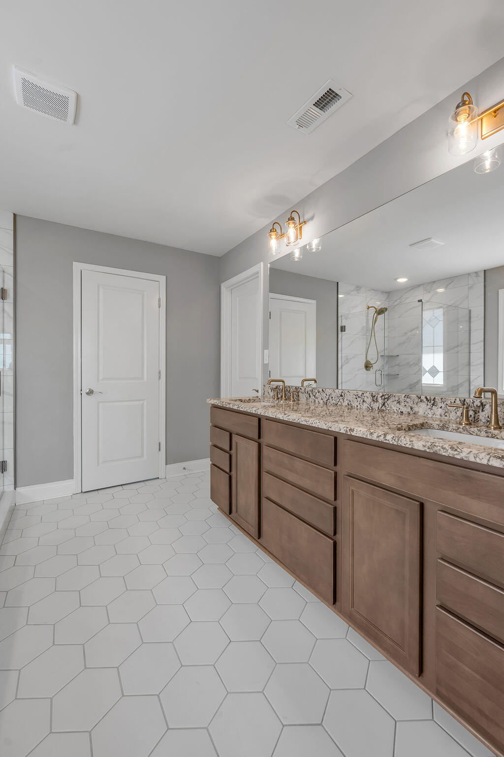 208 Waxwing Lane