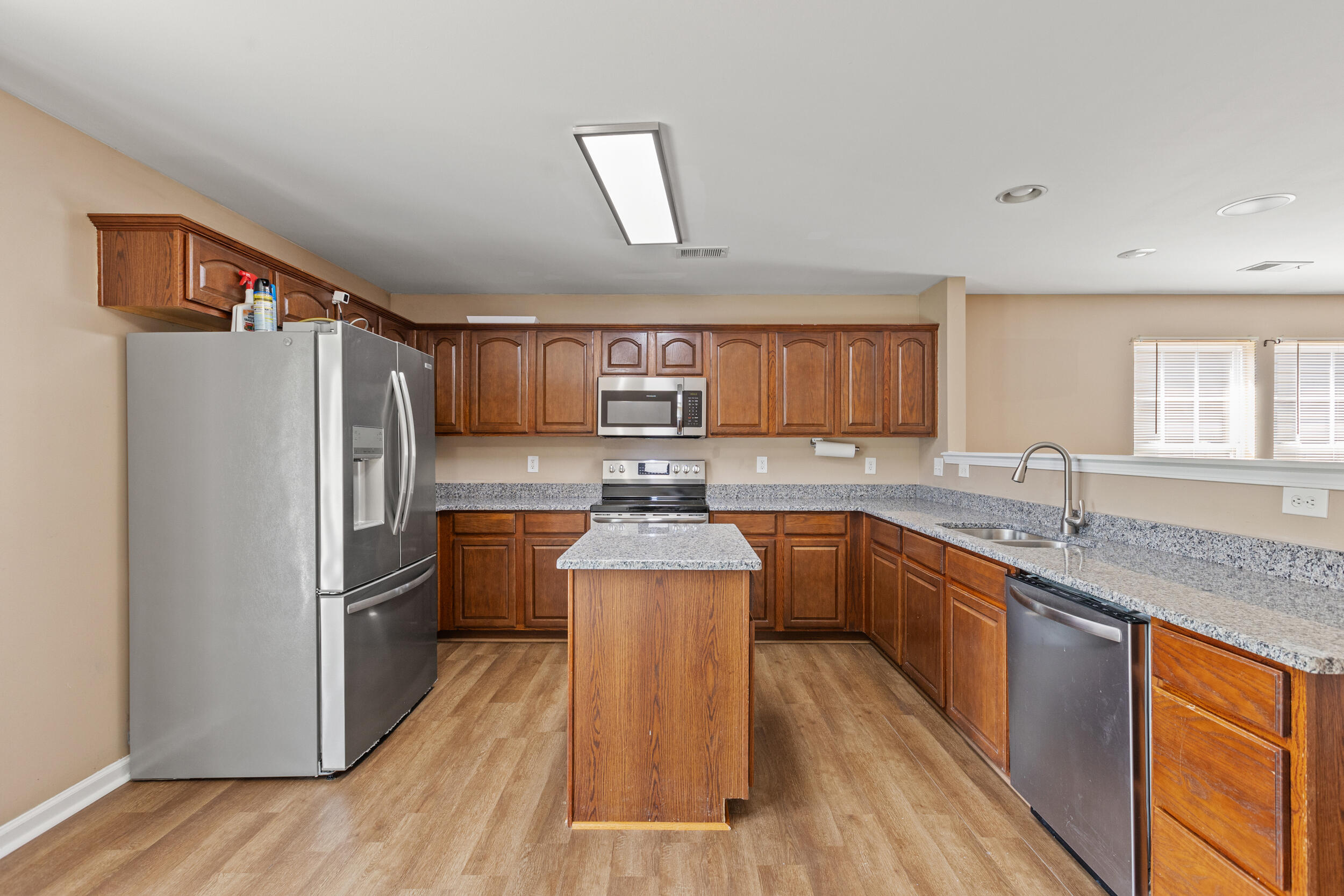 988 Applecross Drive