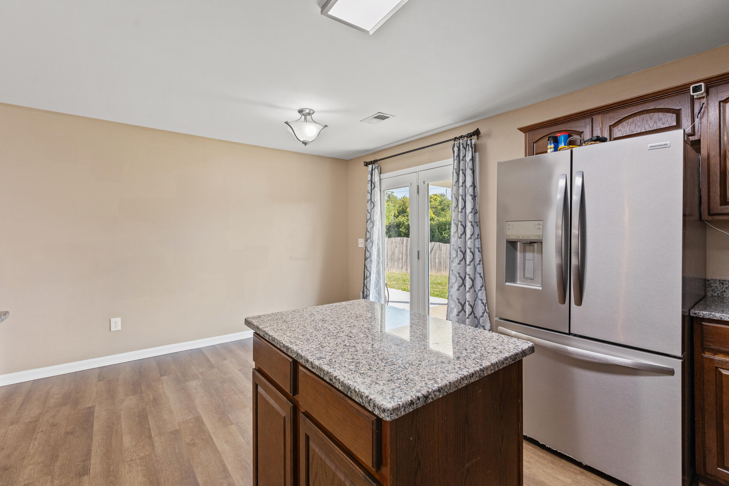988 Applecross Drive