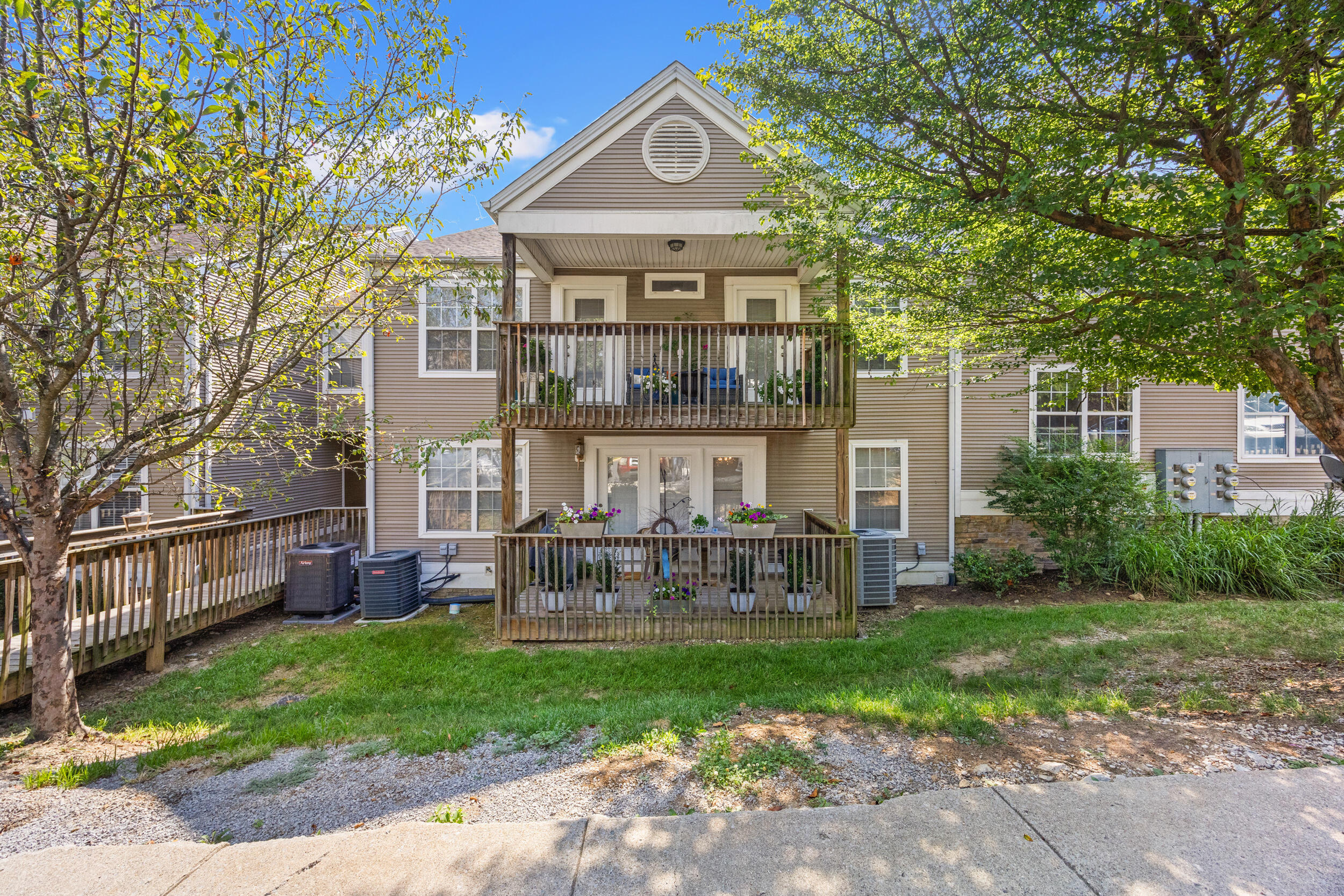 857 Malabu Drive, 8103