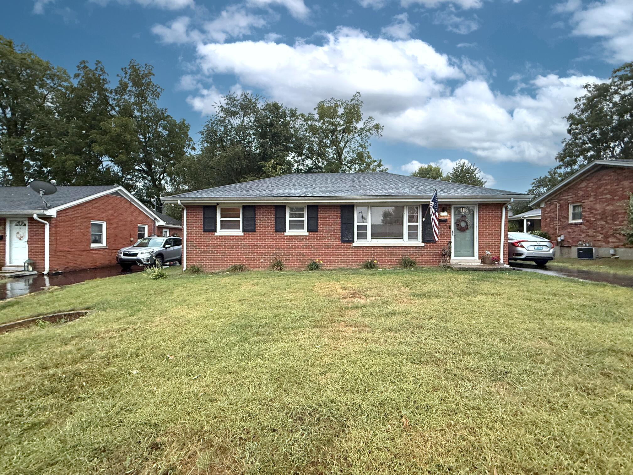 486 Sandalwood Drive, Lexington