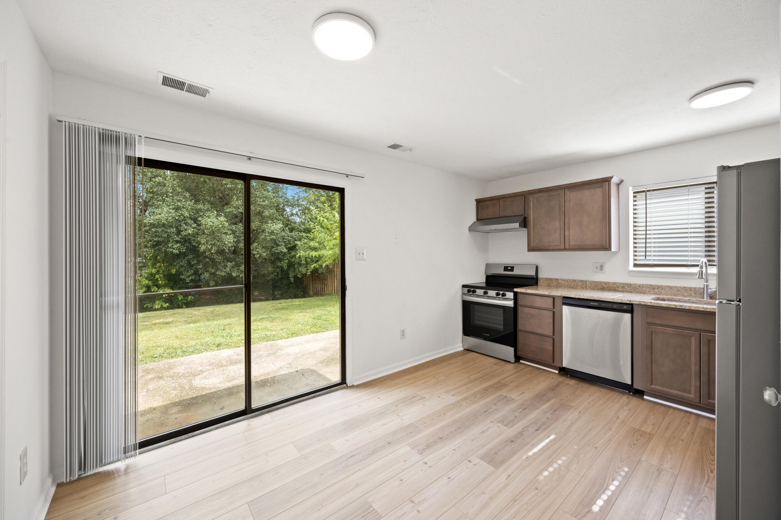 1583 Summerhill Drive