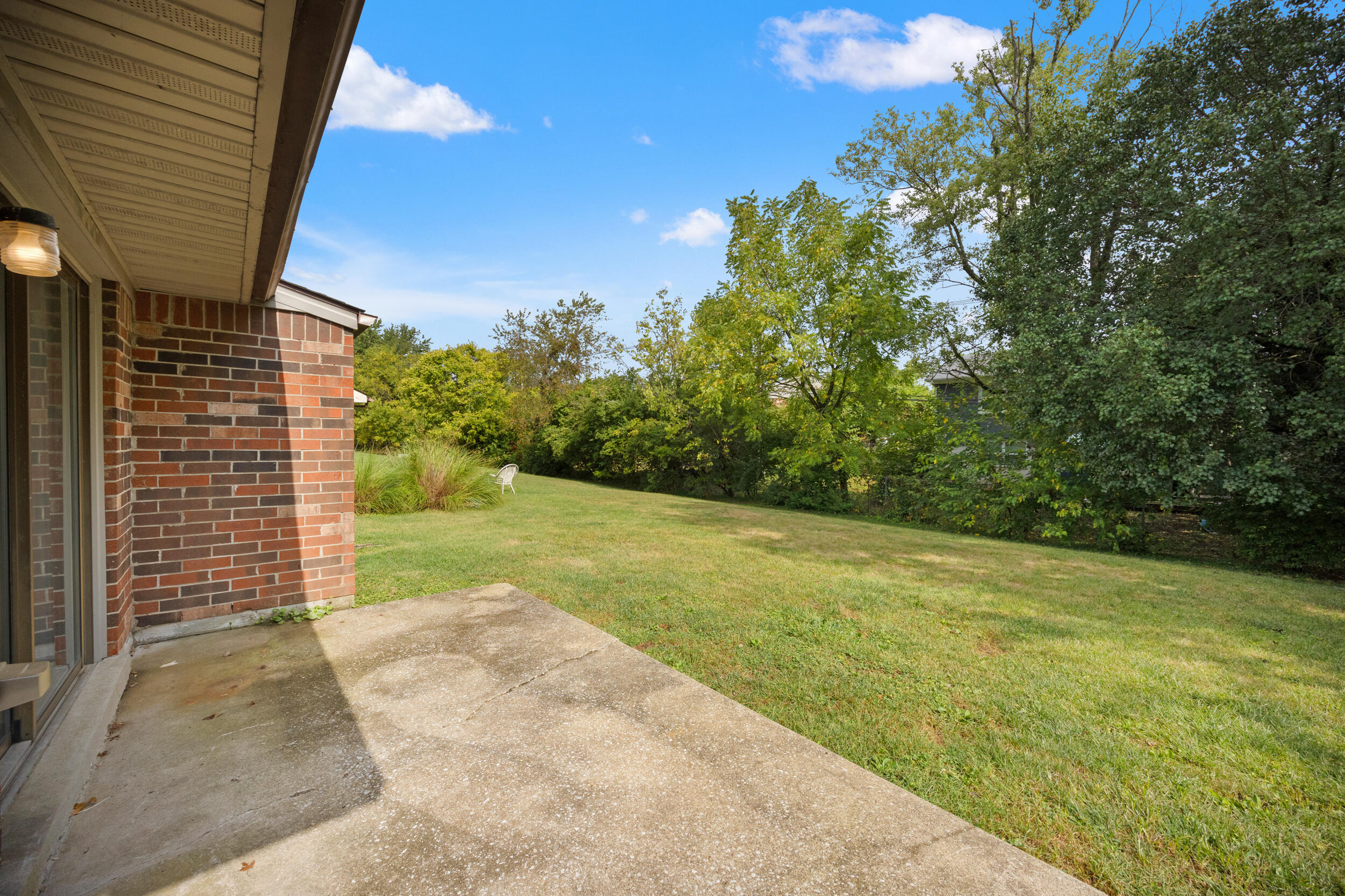 1583 Summerhill Drive