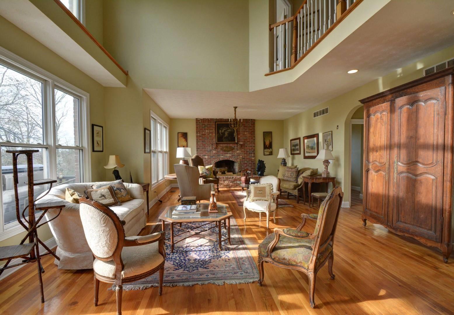 2315 Oregon Road