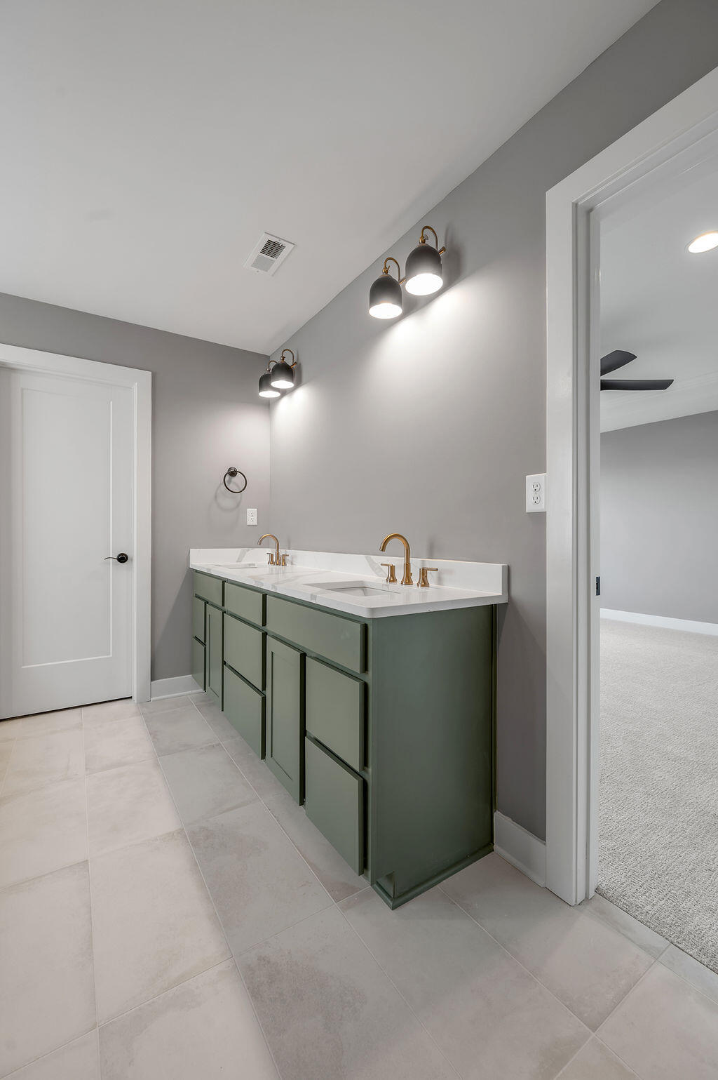 3504 Night Heron Way