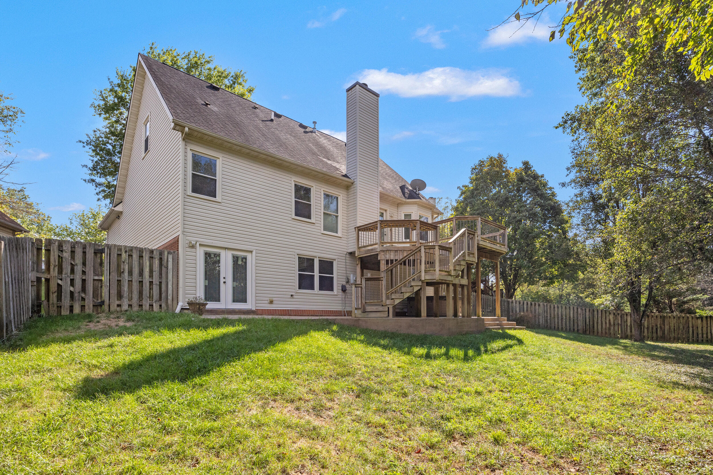 3893 Scarlet Oak Lane