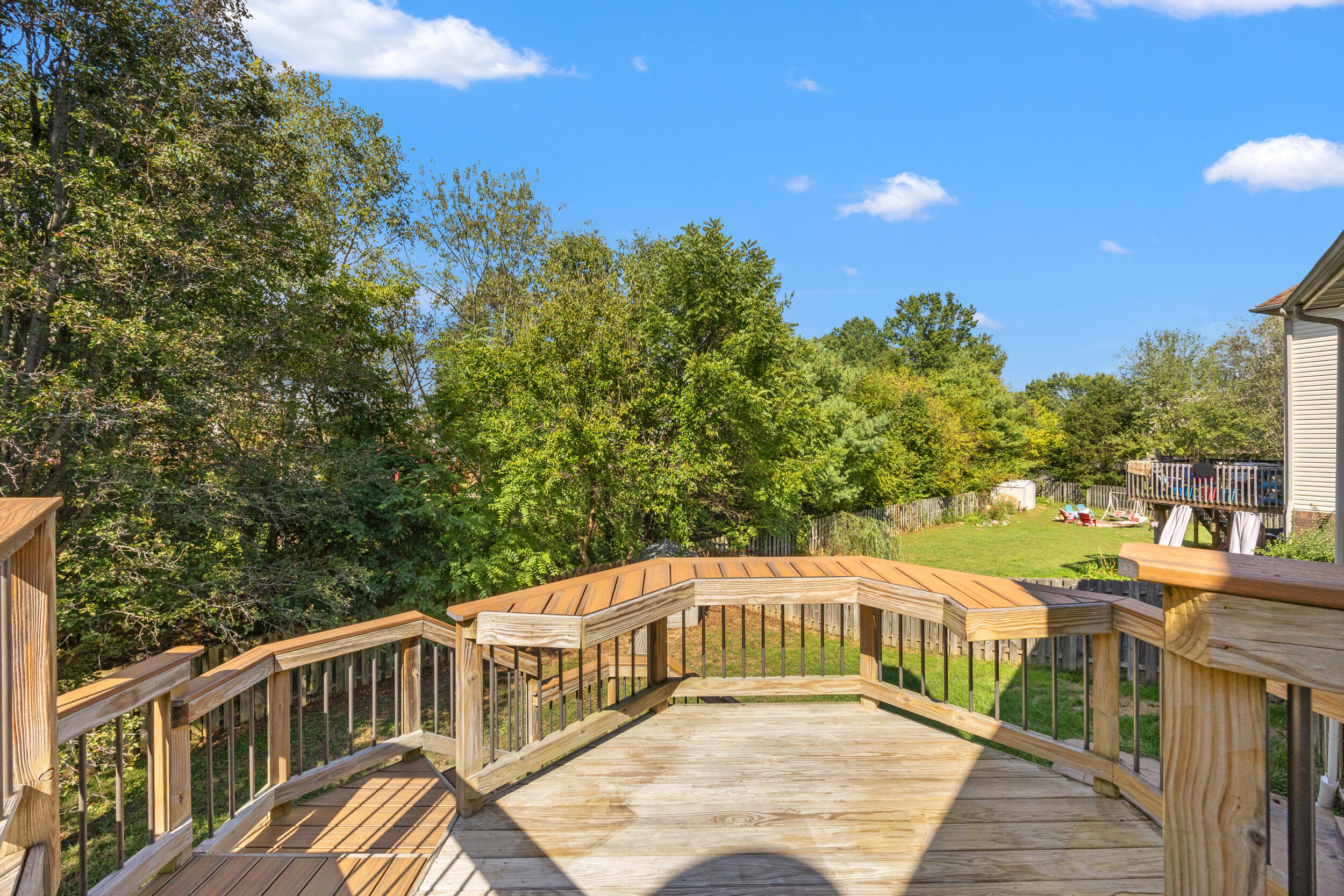 3893 Scarlet Oak Lane
