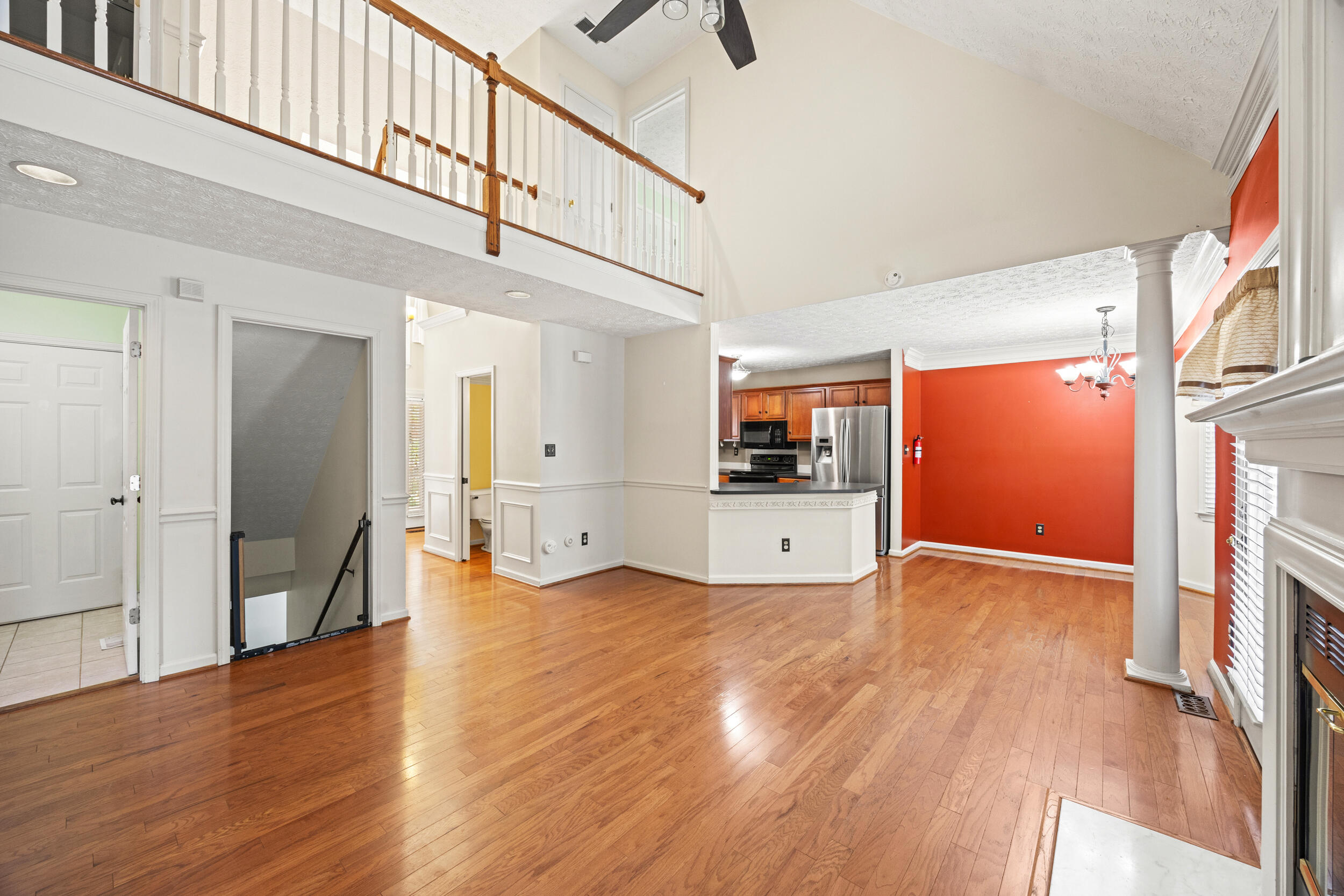 3893 Scarlet Oak Lane