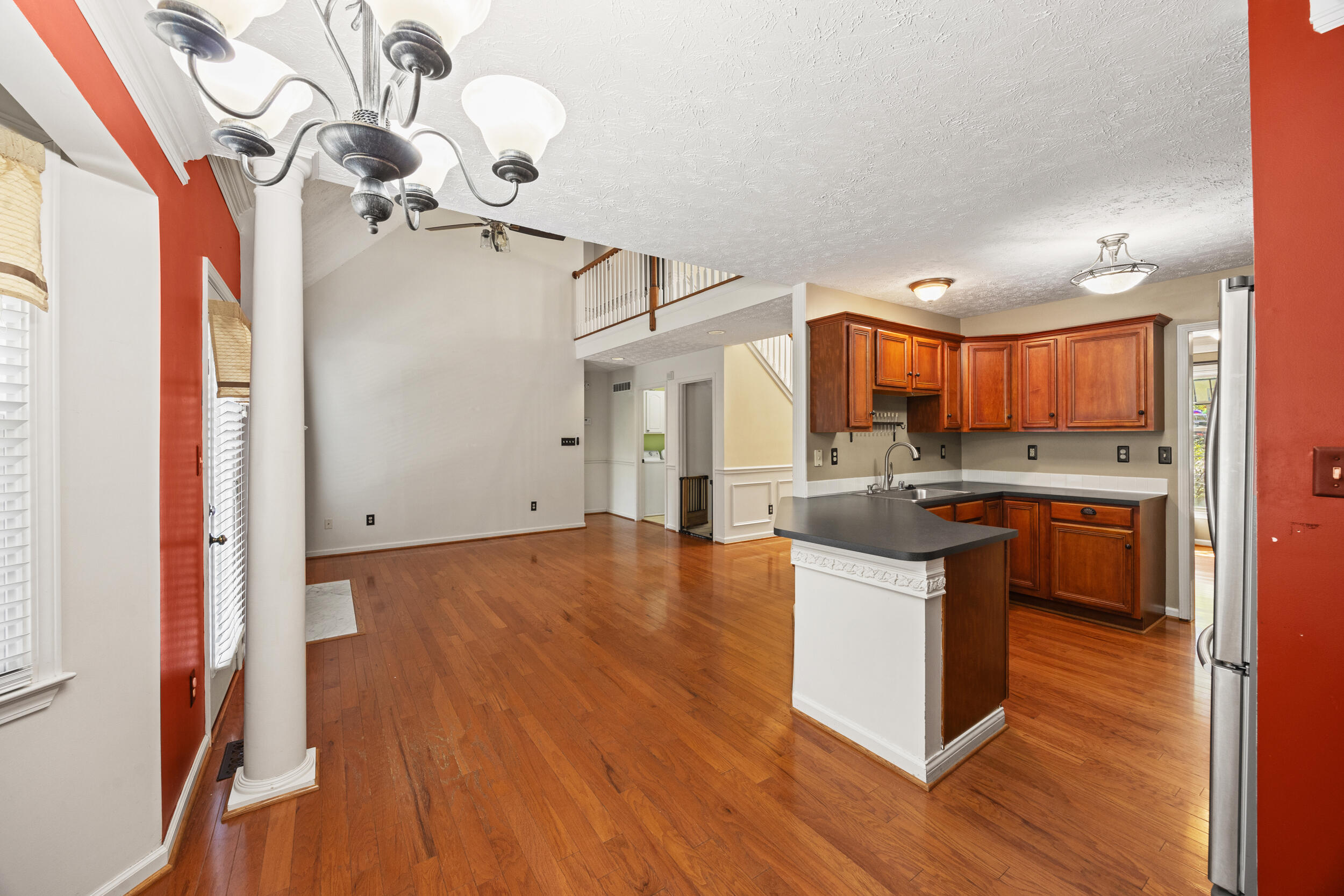 3893 Scarlet Oak Lane