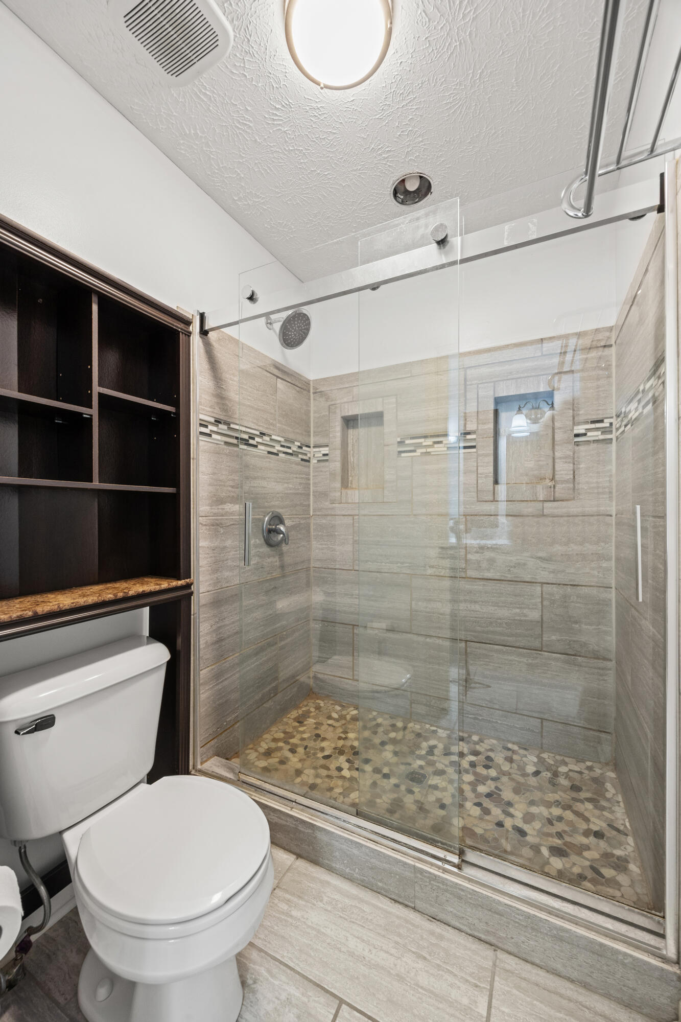 3893 Scarlet Oak Lane