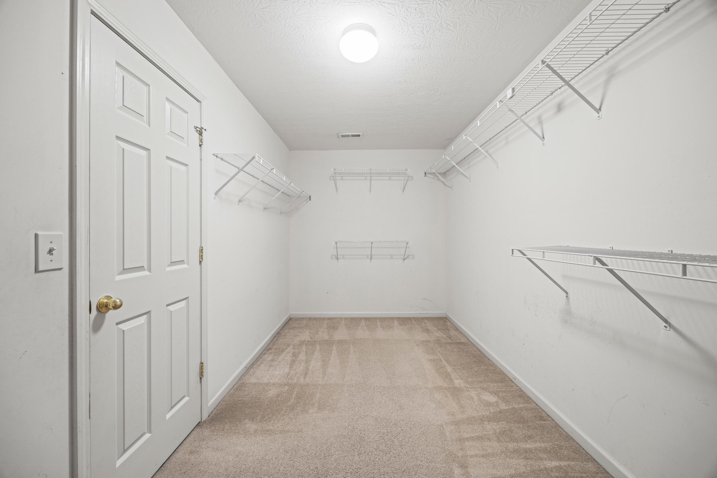 2333 Lonan Court