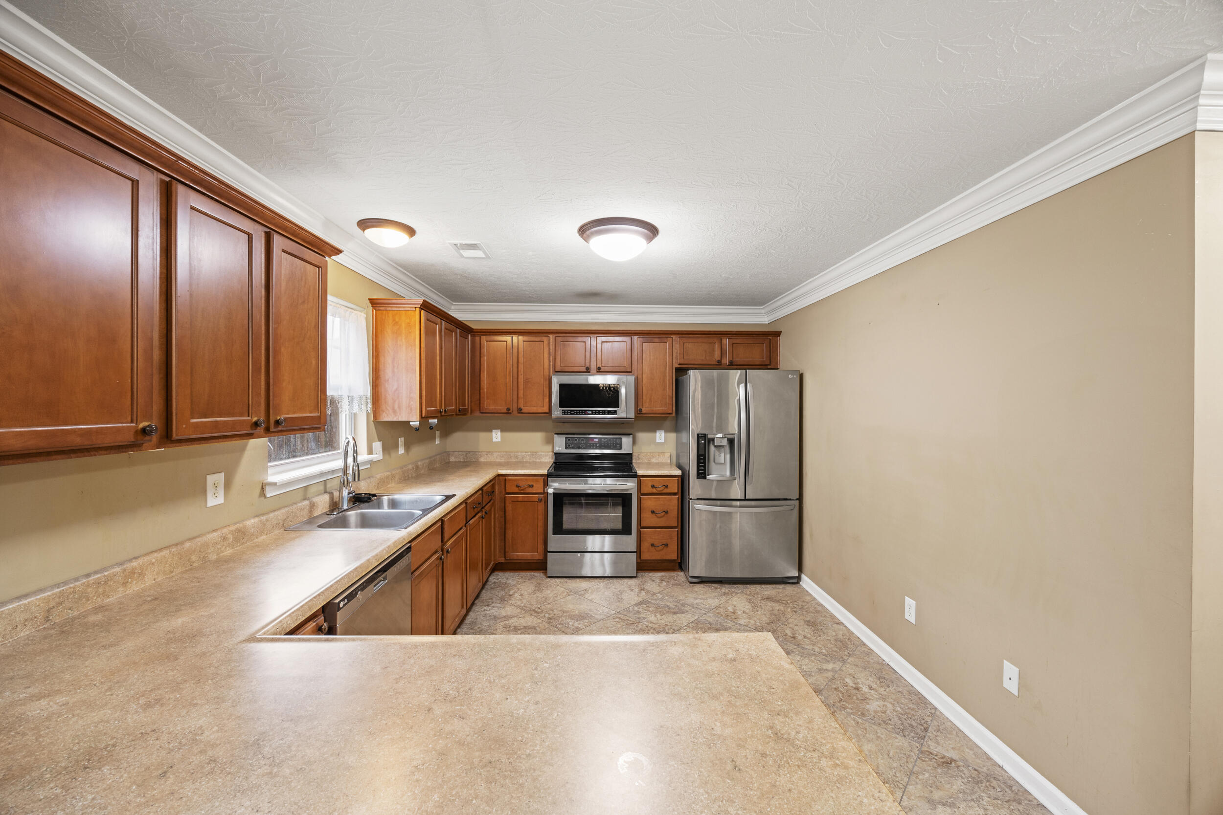2333 Lonan Court
