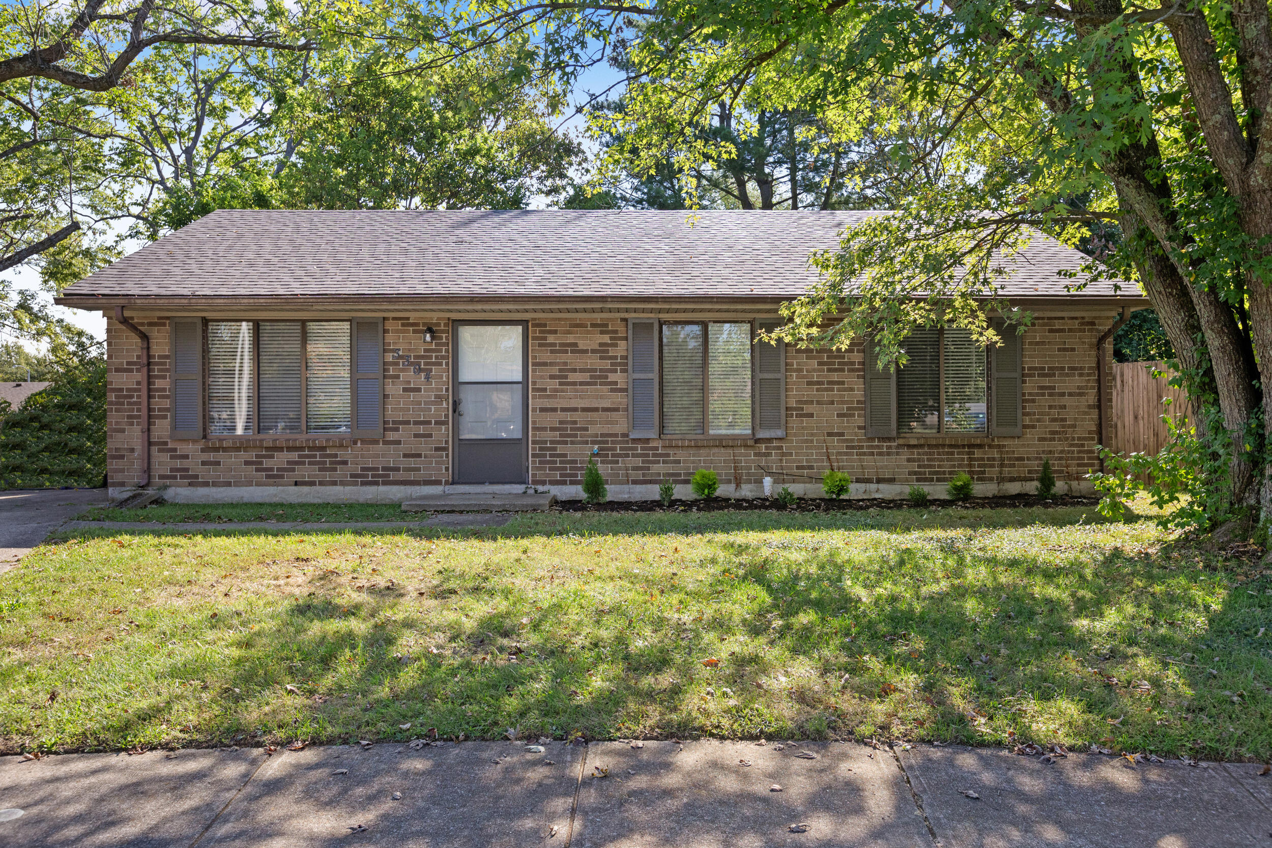 3304 Fields Court