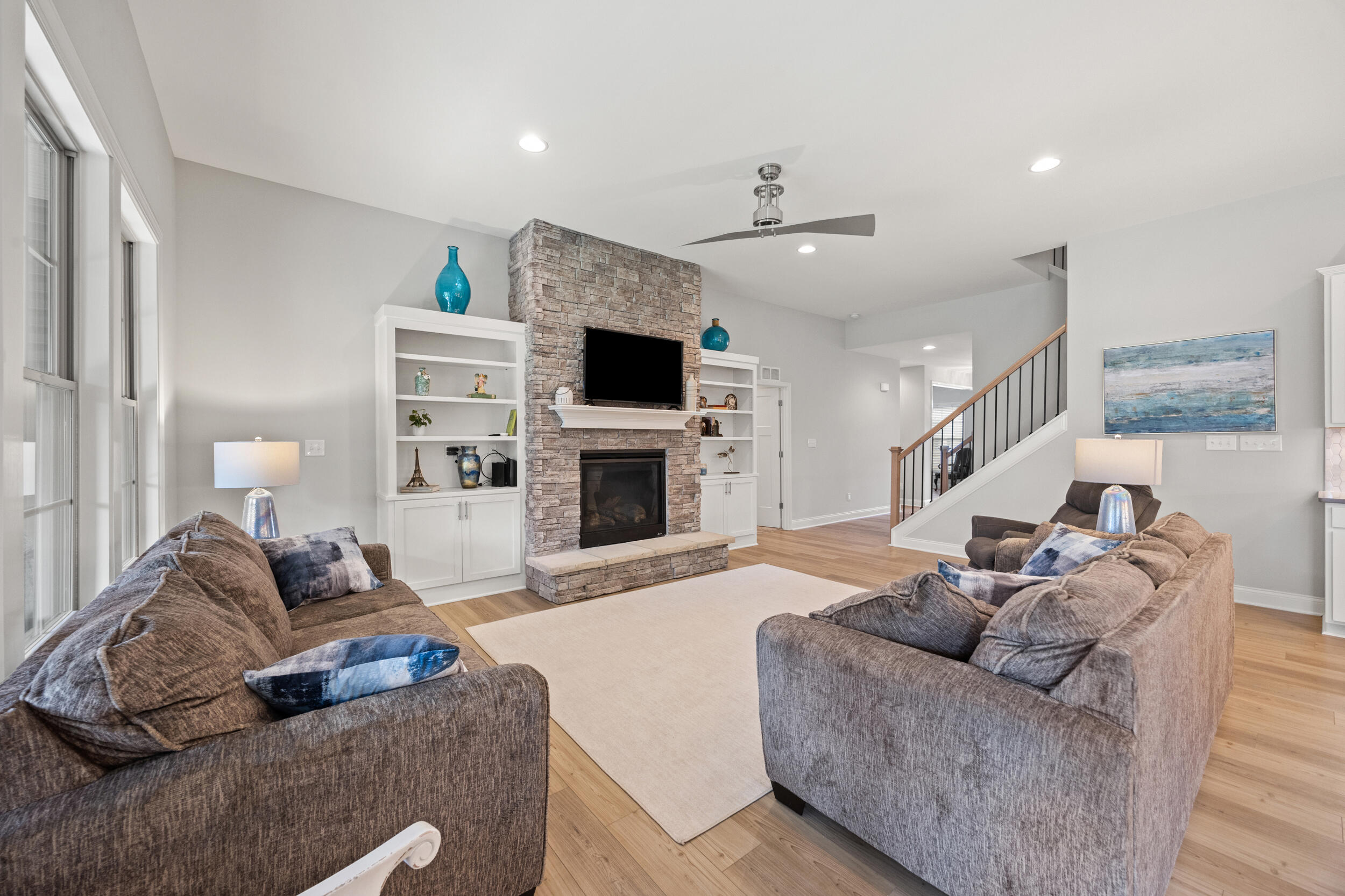 6145 Grey Oak Lane