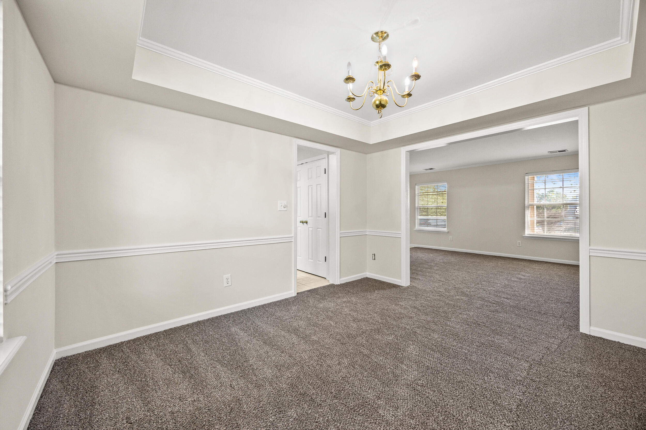 109 Hillock Court