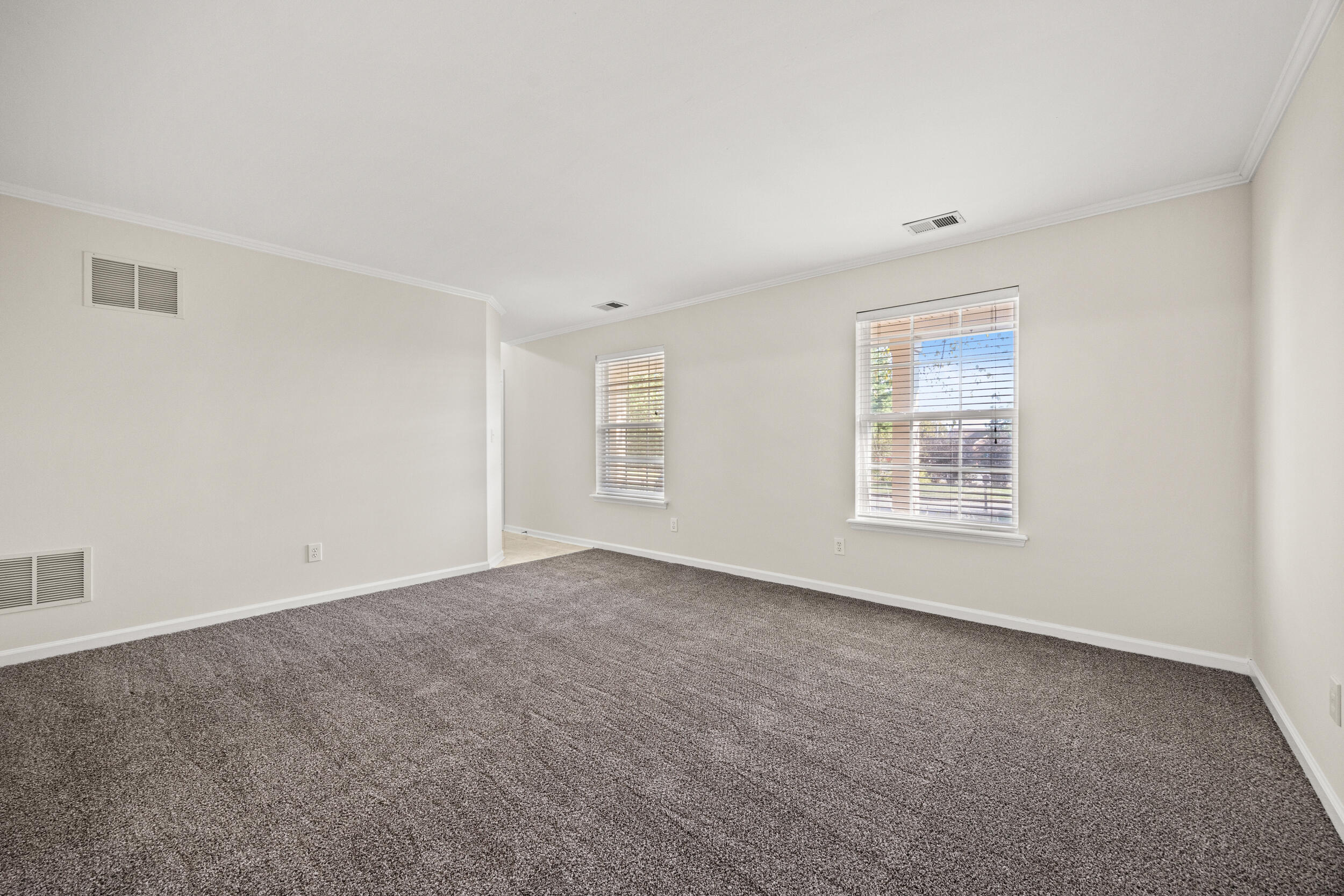 109 Hillock Court