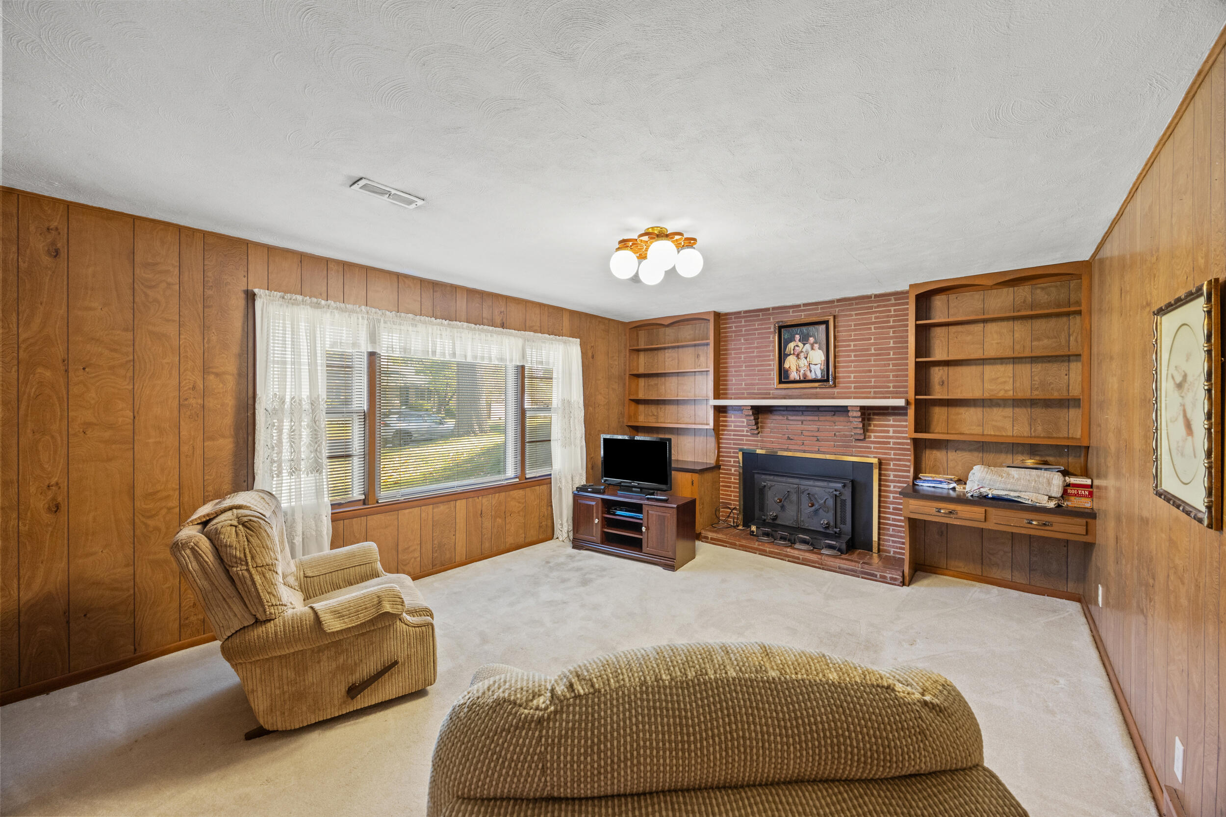 944 Maywick Drive, Lexington