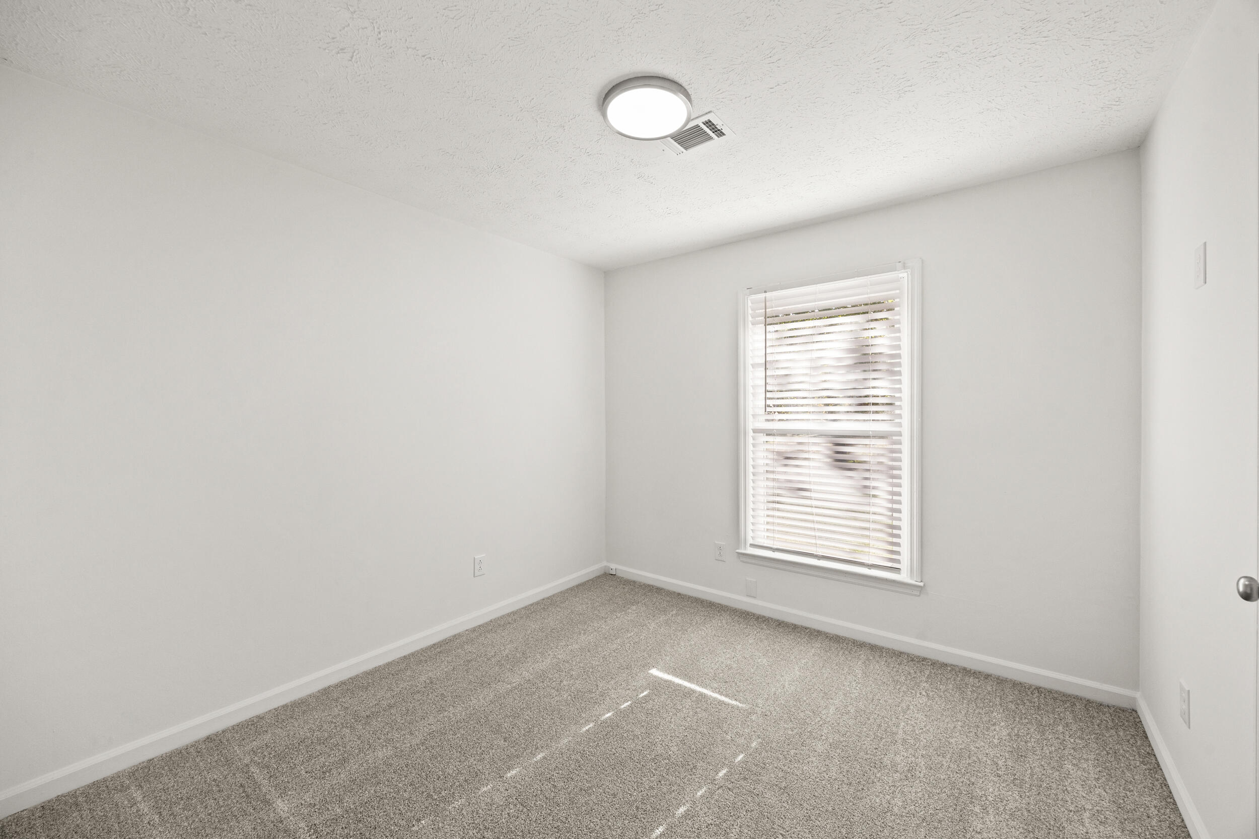 3377 Featherston Drive, Lexington