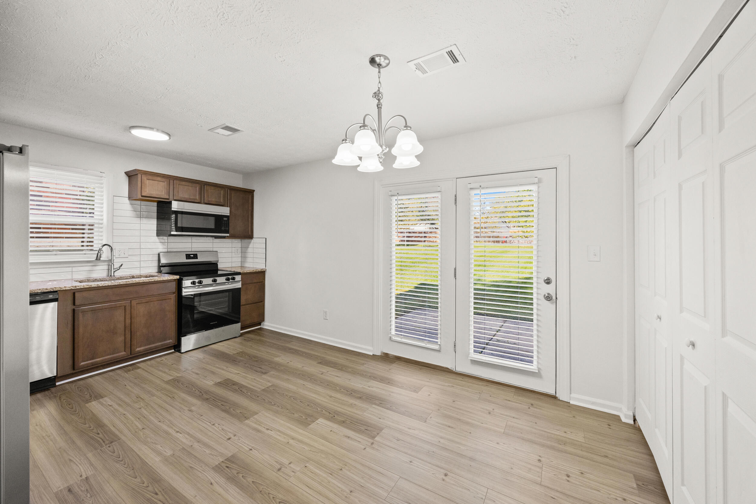 3377 Featherston Drive, Lexington