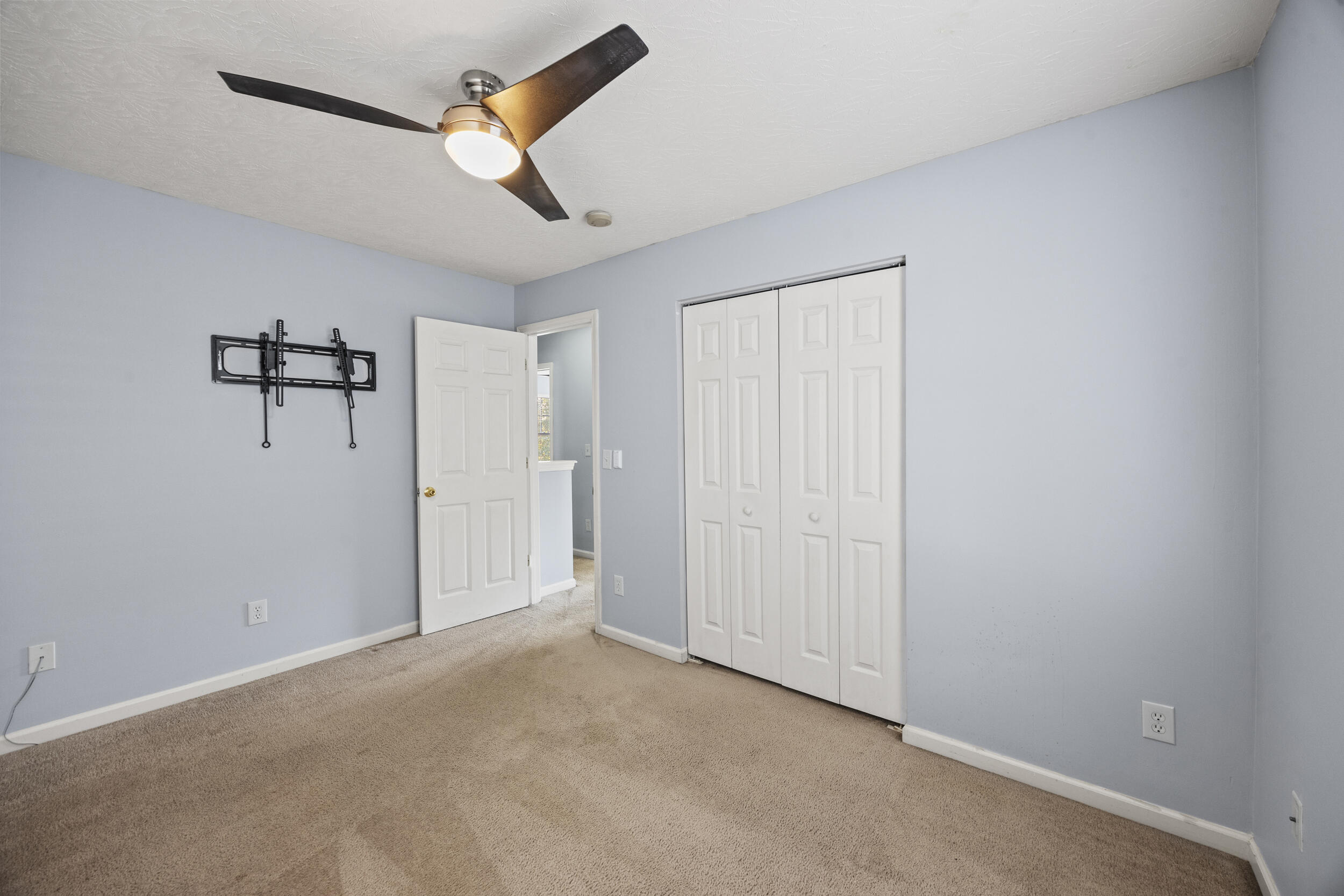 2329 Lonan Court, Lexington
