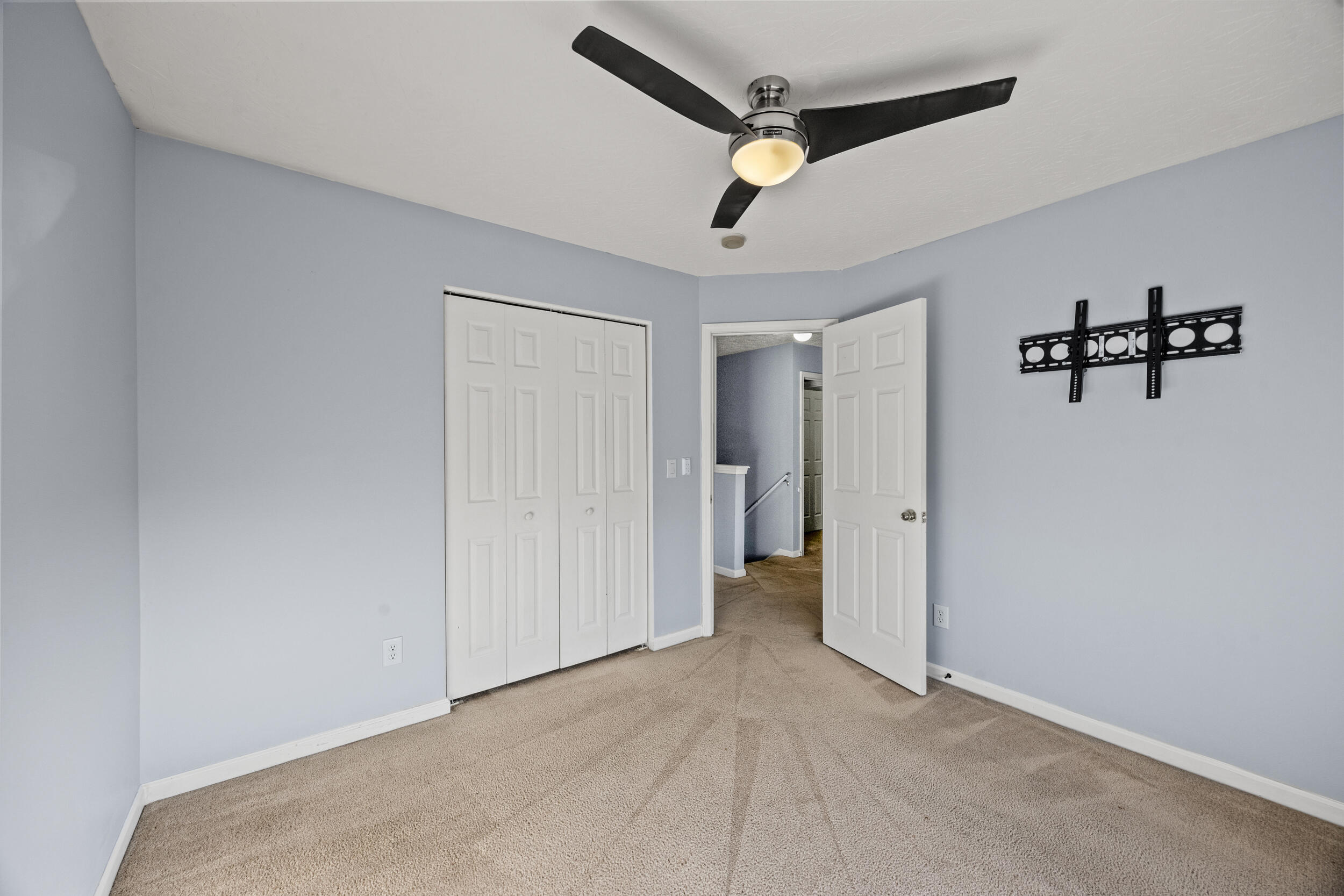 2329 Lonan Court, Lexington