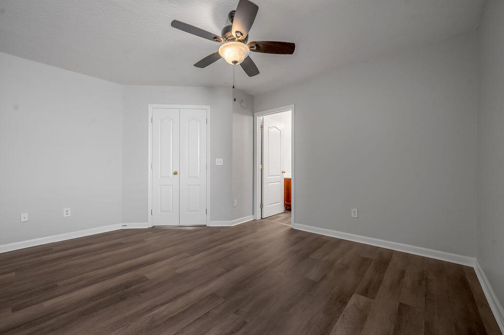 1100 Mountain Laurel Way, Lexington