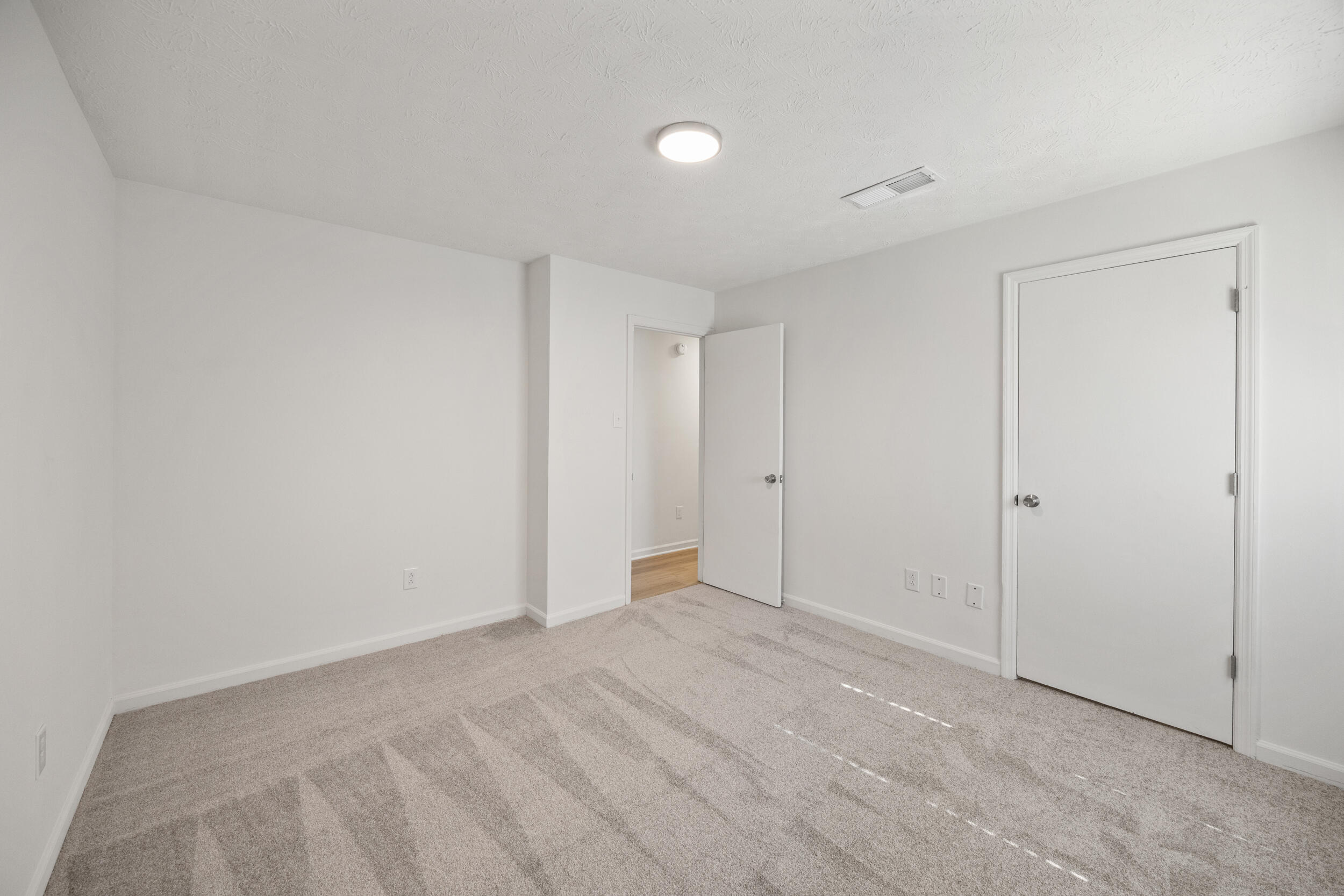 3485 Featheridge Drive, Lexington