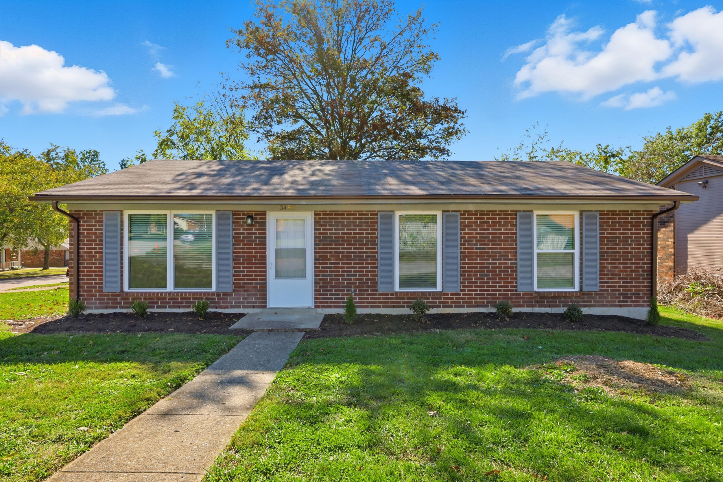 3485 Featheridge Drive, Lexington