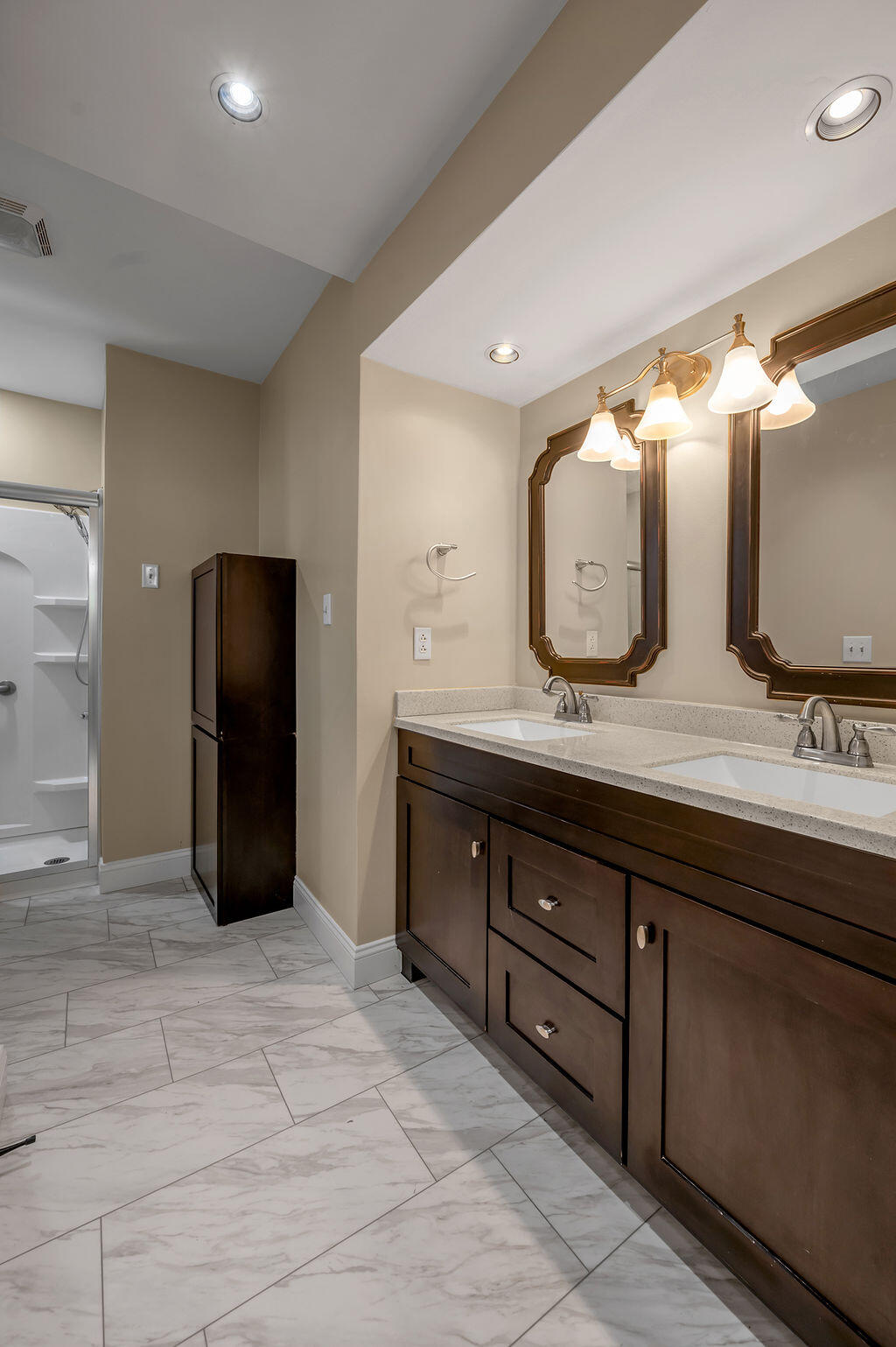 110 Hampton Ave Exd, Winchester