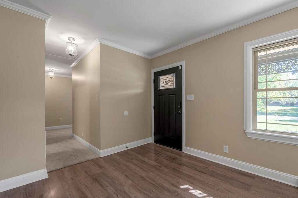110 Hampton Ave Exd, Winchester