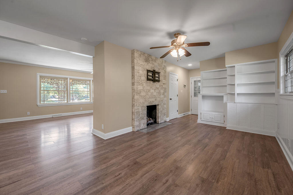 110 Hampton Ave Exd, Winchester