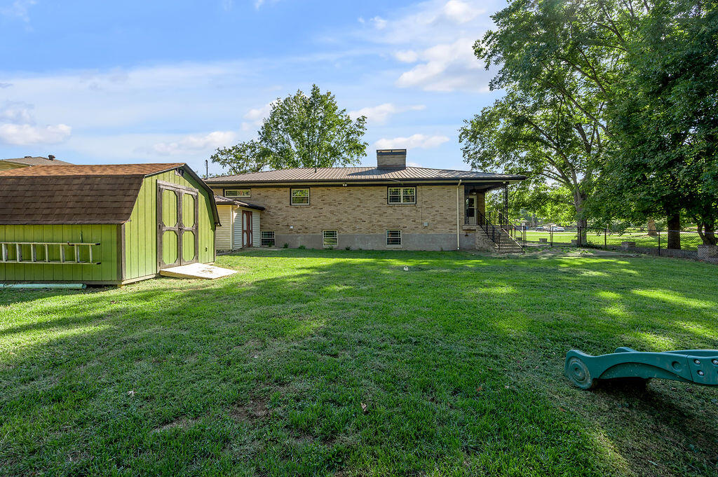 110 Hampton Ave Exd, Winchester