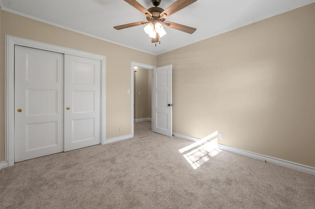 110 Hampton Ave Exd, Winchester