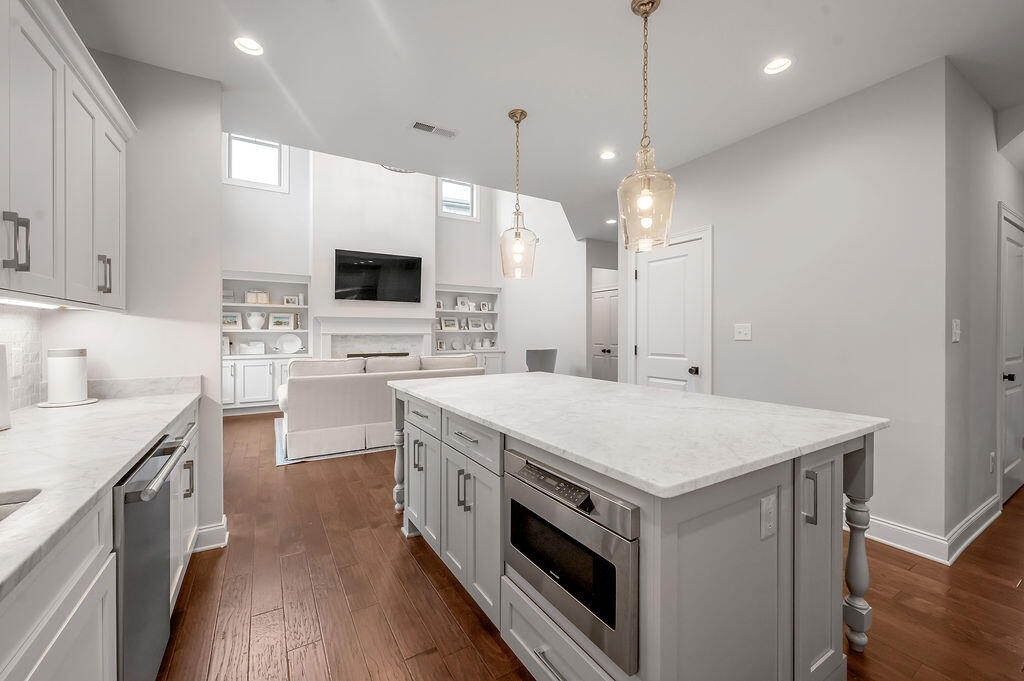 2680 Lucca Place, Lexington