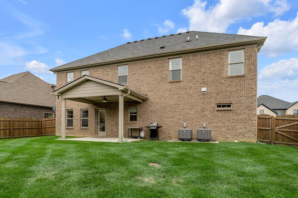 2680 Lucca Place, Lexington