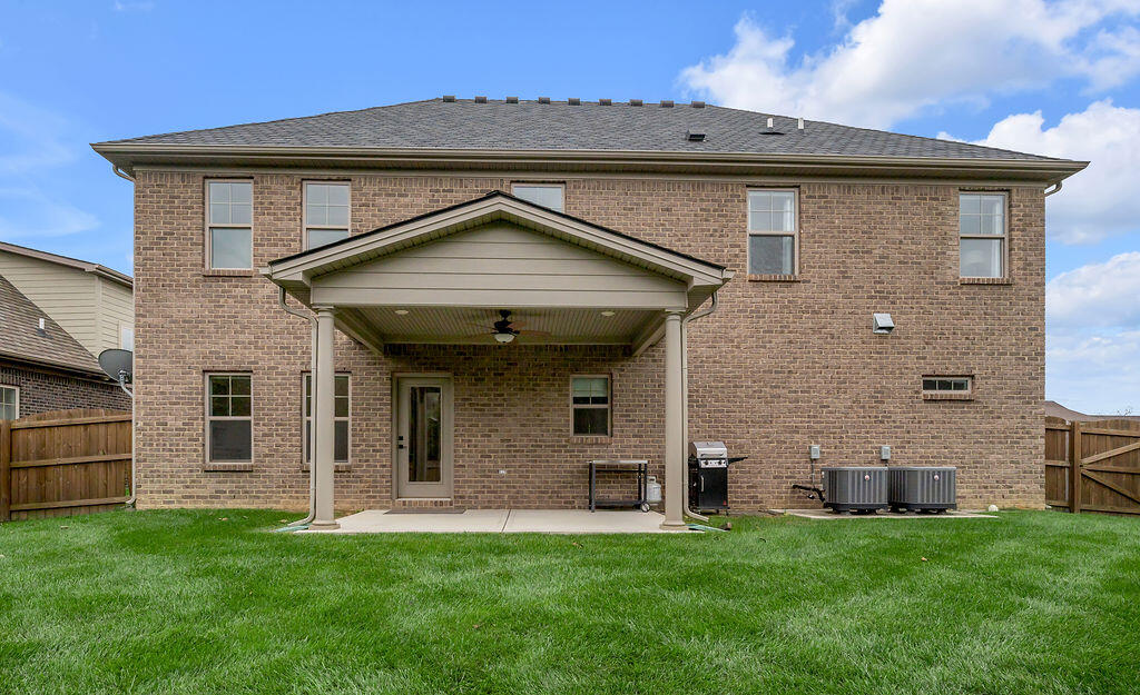 2680 Lucca Place, Lexington