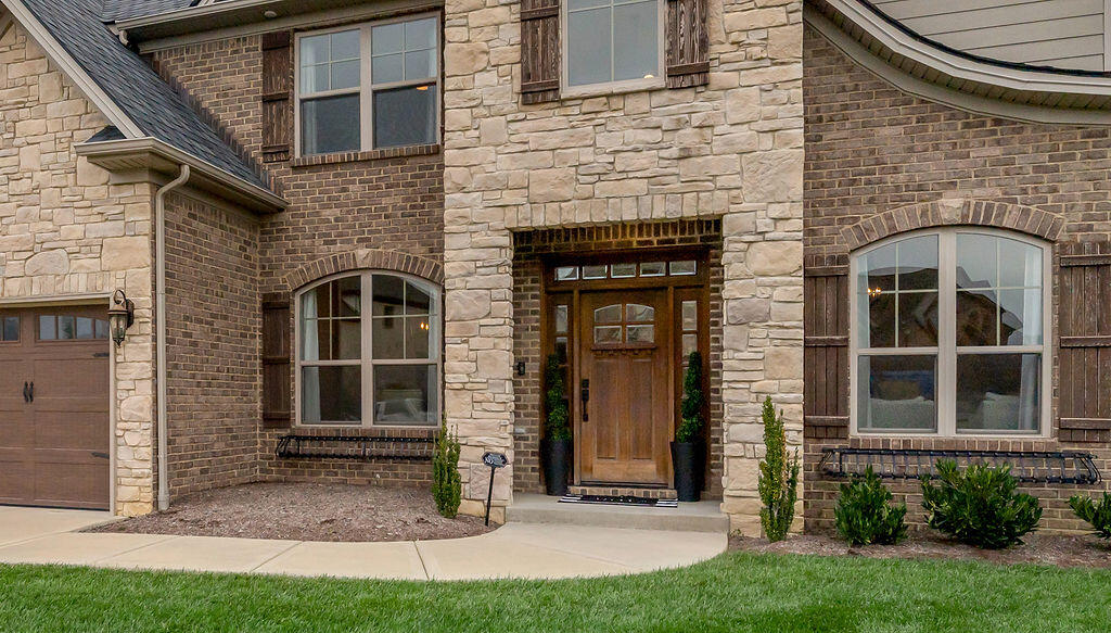 2680 Lucca Place, Lexington