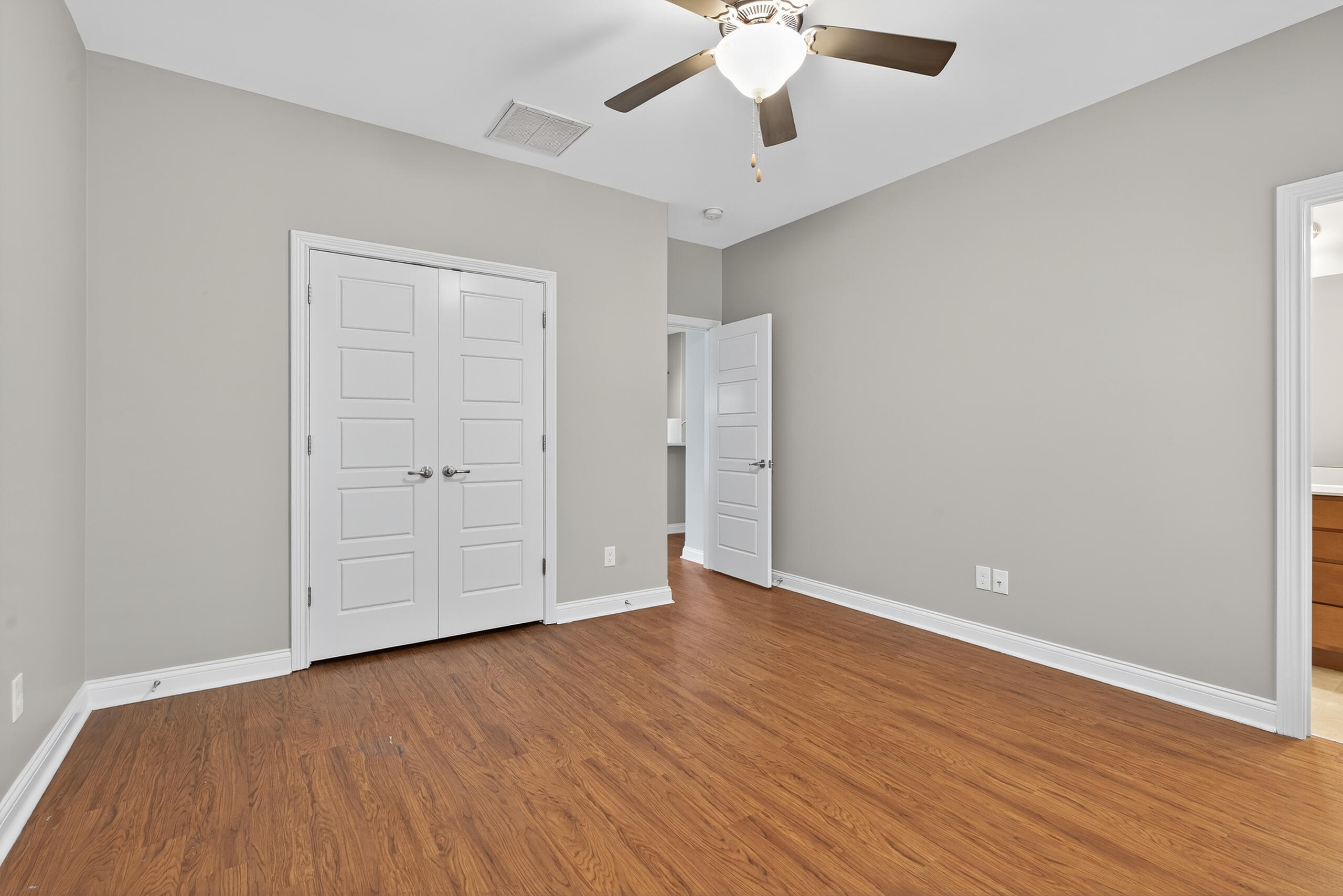 157 Towne Square Park