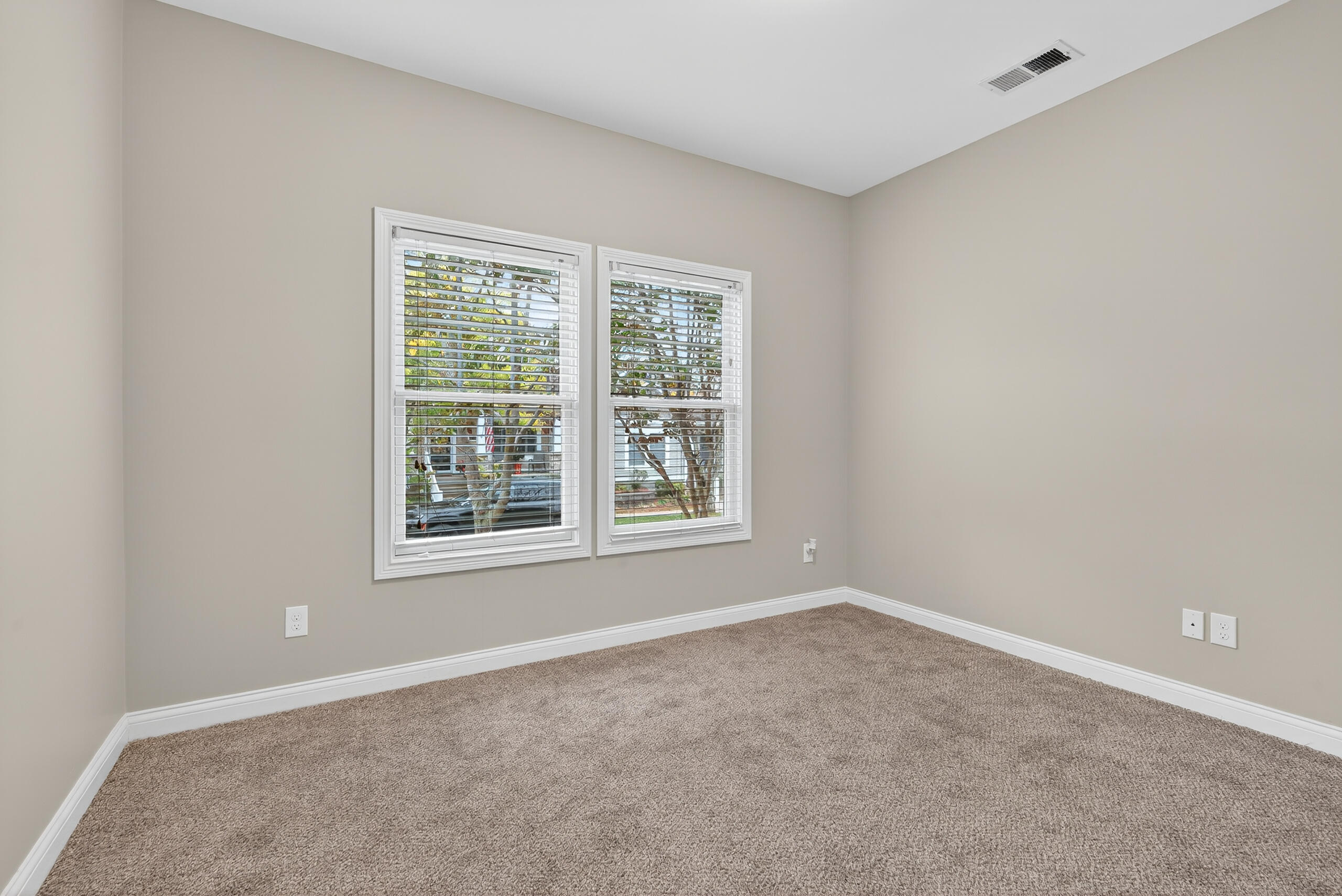 157 Towne Square Park