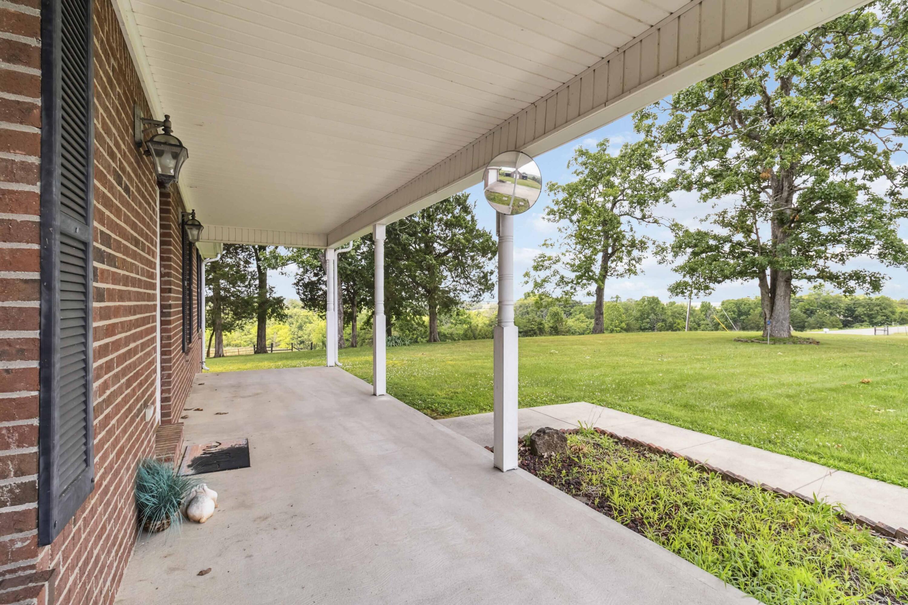 2851 Doylesville Road