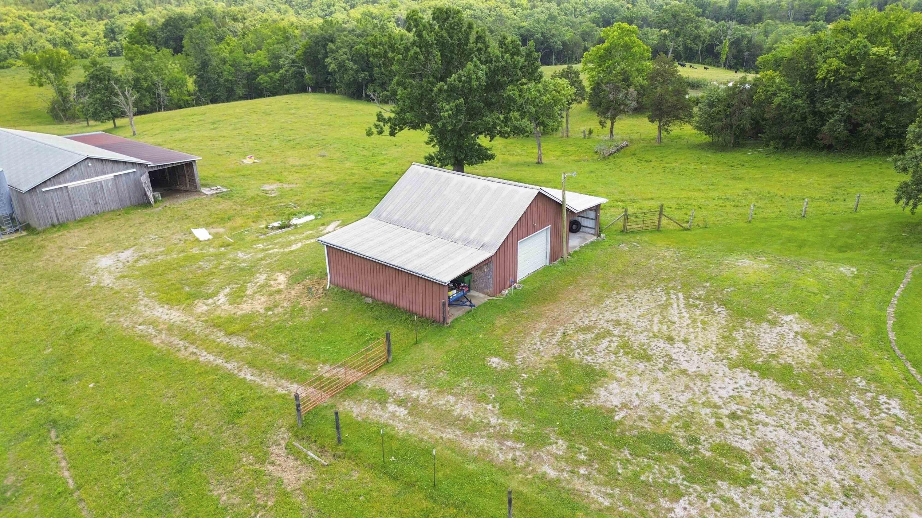 2851 Doylesville Road