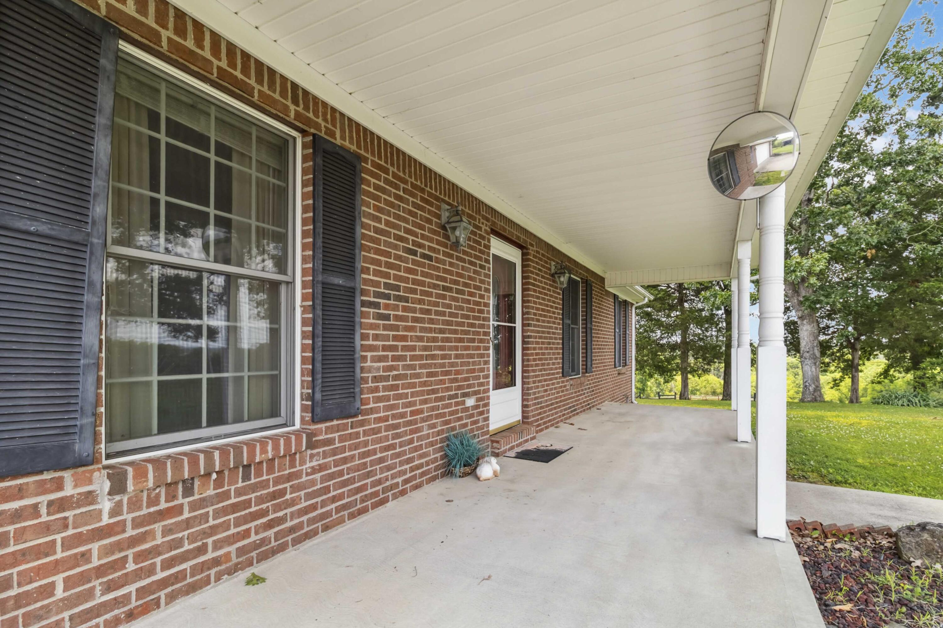 2851 Doylesville Road