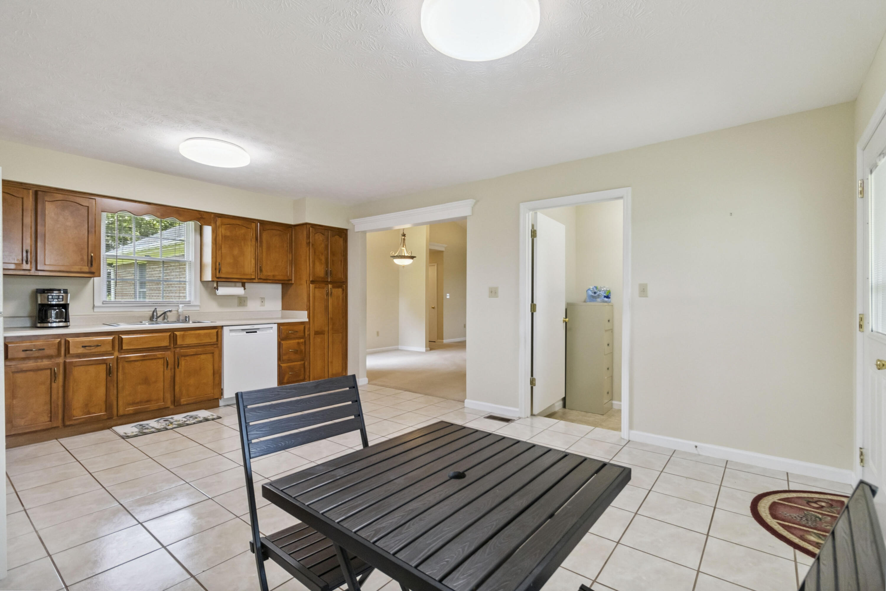 2851 Doylesville Road