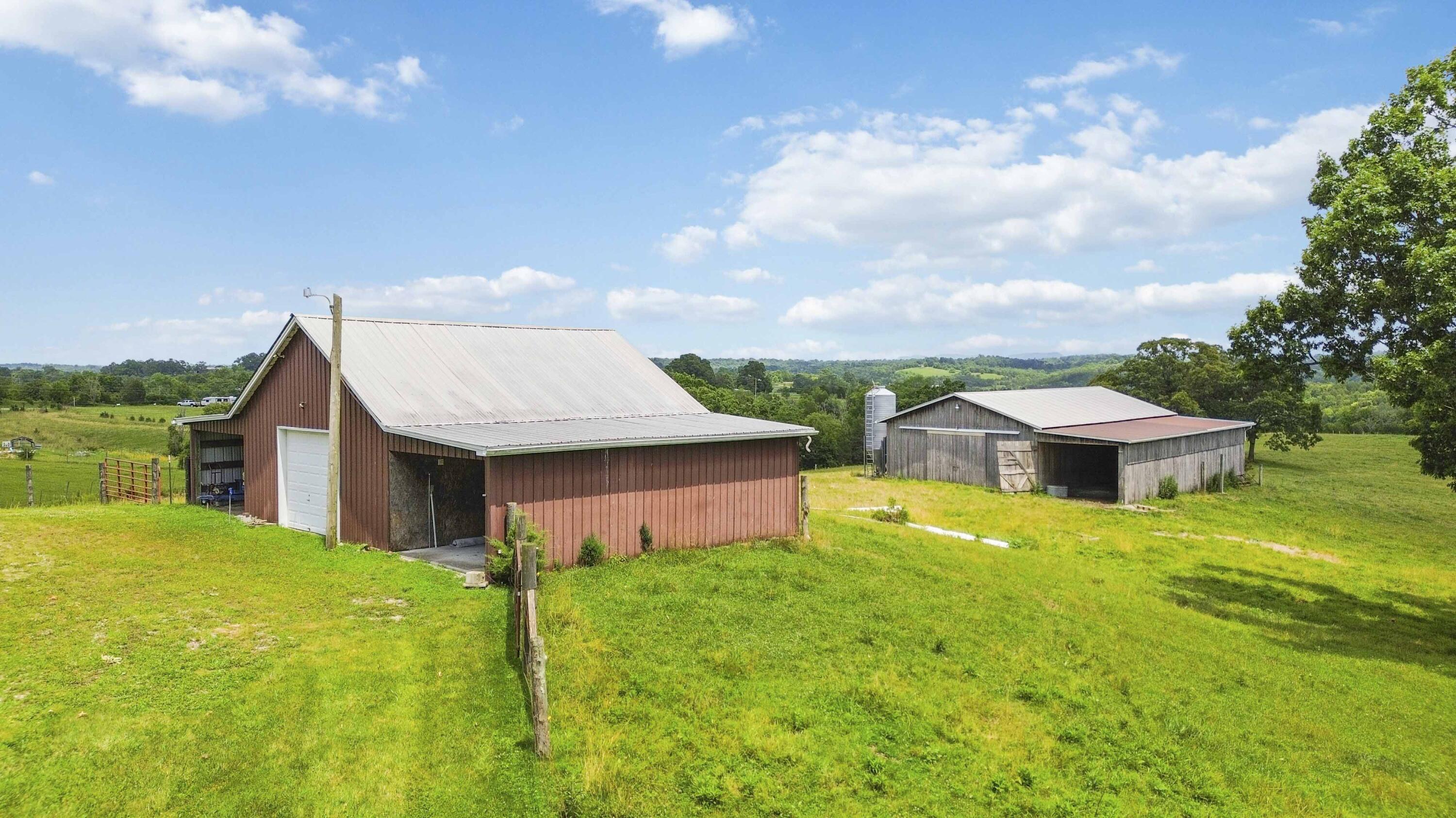 2851 Doylesville Road